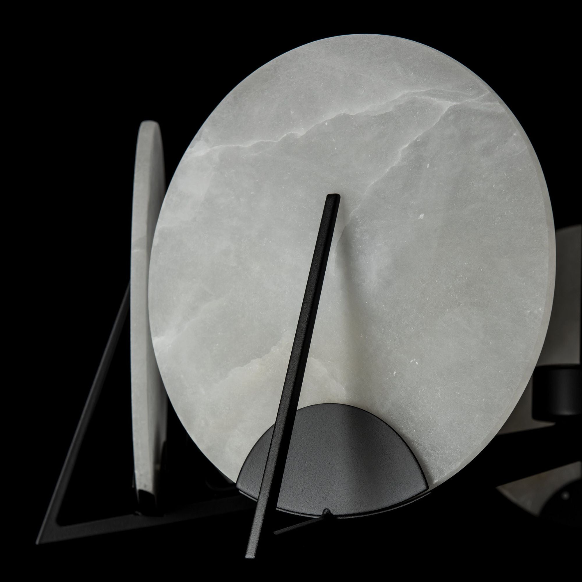 Callisto 7-Light Pendant 7-Light Alabaster in Black