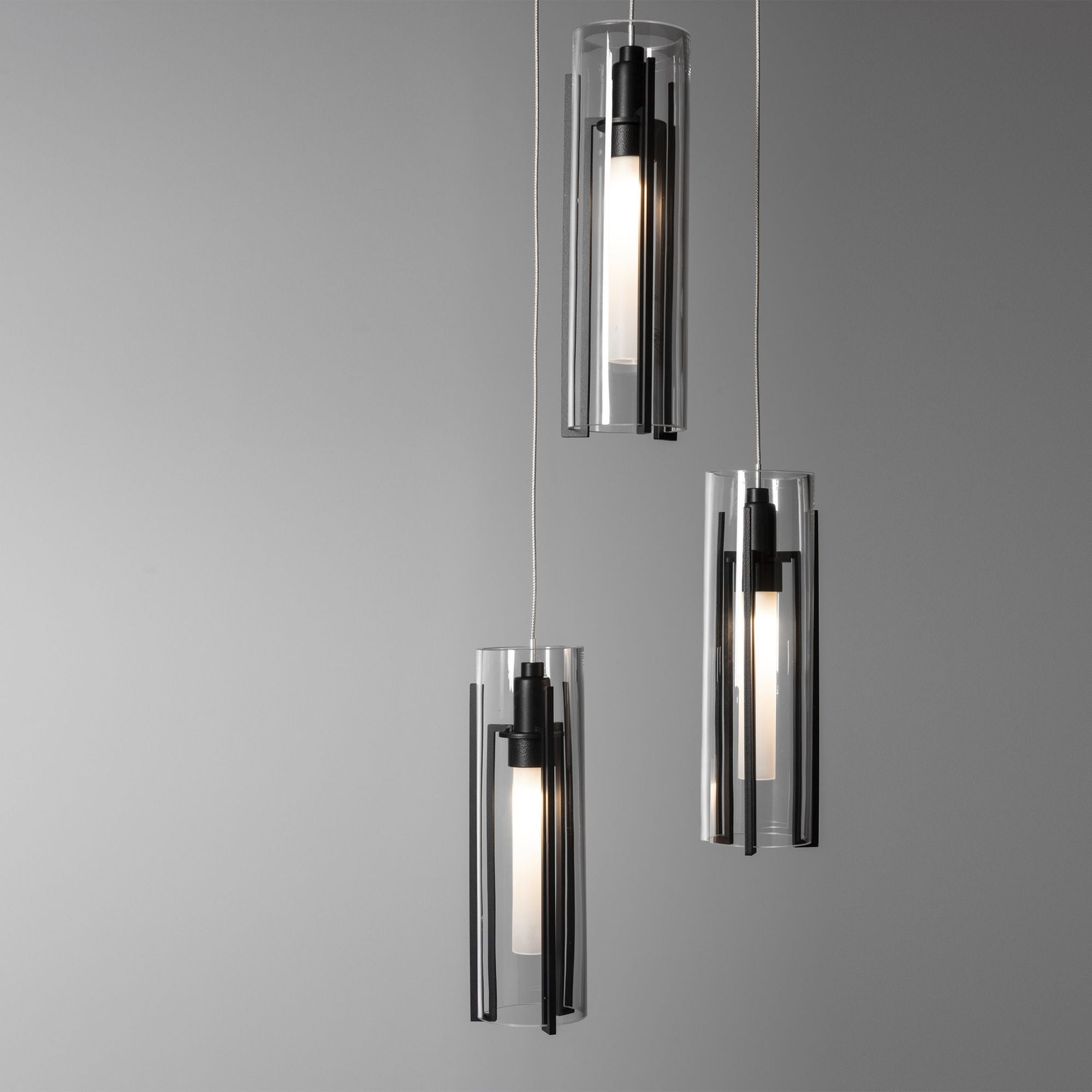 Exos Glass 5-Light Pendant 5-Light Clear Glass (ZM) in Black