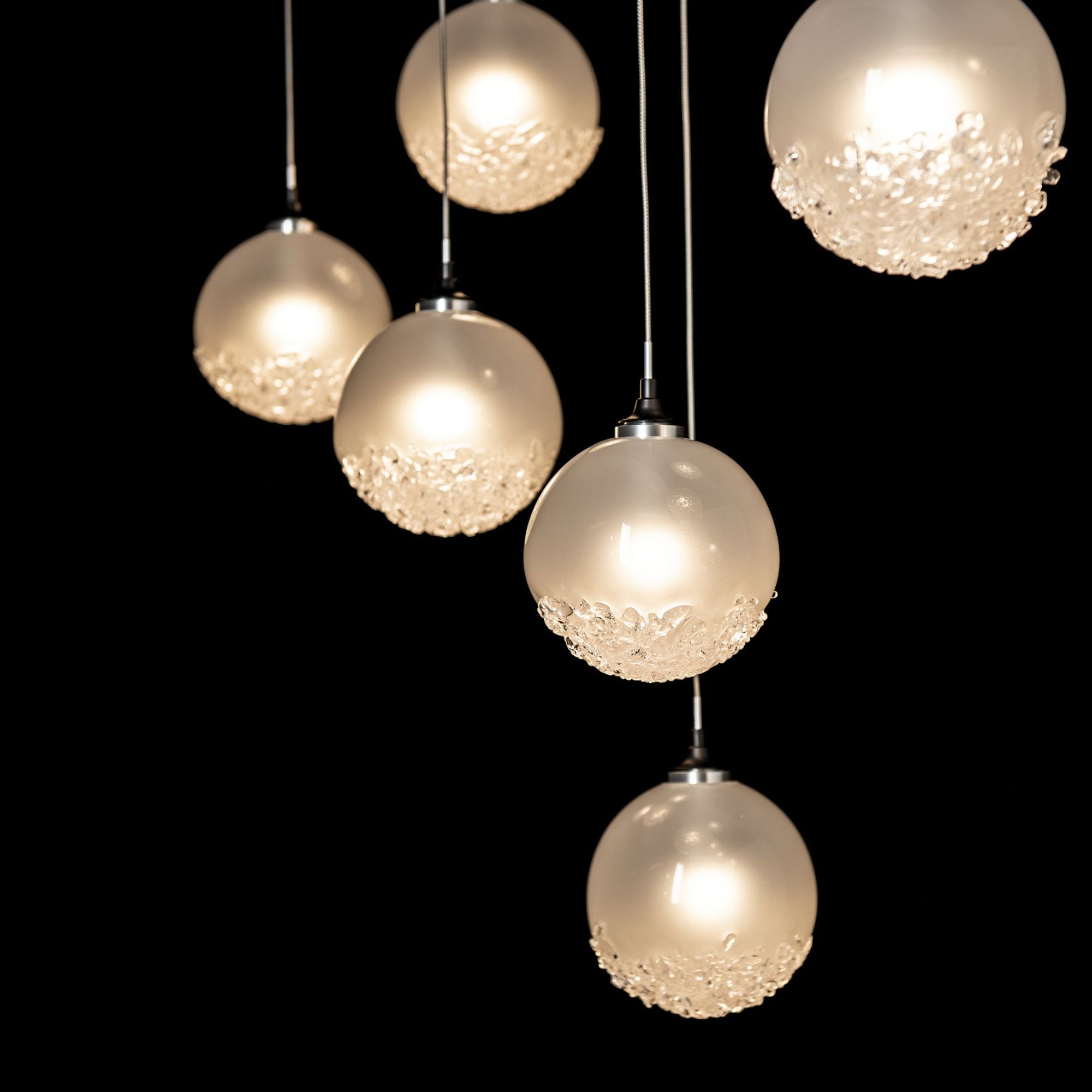 Fritz Globe 10-Light Pendant 10-Light Frosted Glass (FD) in Black