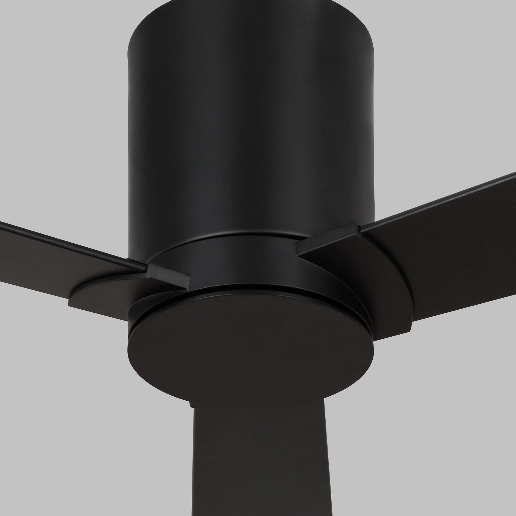 Rozzen 52" Ceiling Fan in Midnight Black w/ Midnight Black/American Walnut reversible blades Blade D:52'' H:9 5/16''