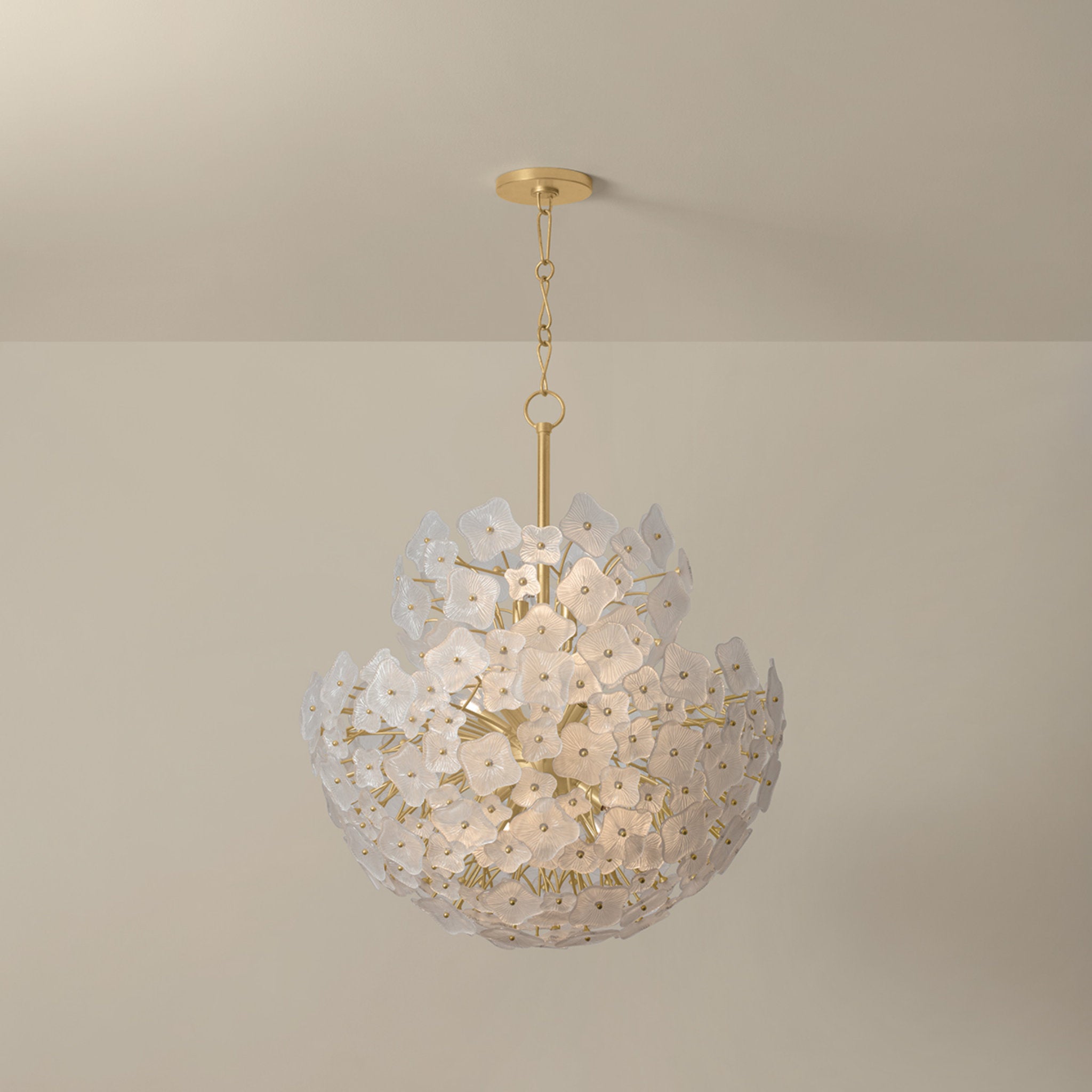 Barrytown 13-Light Chandelier in Vintage Gold Leaf 34W x 39H