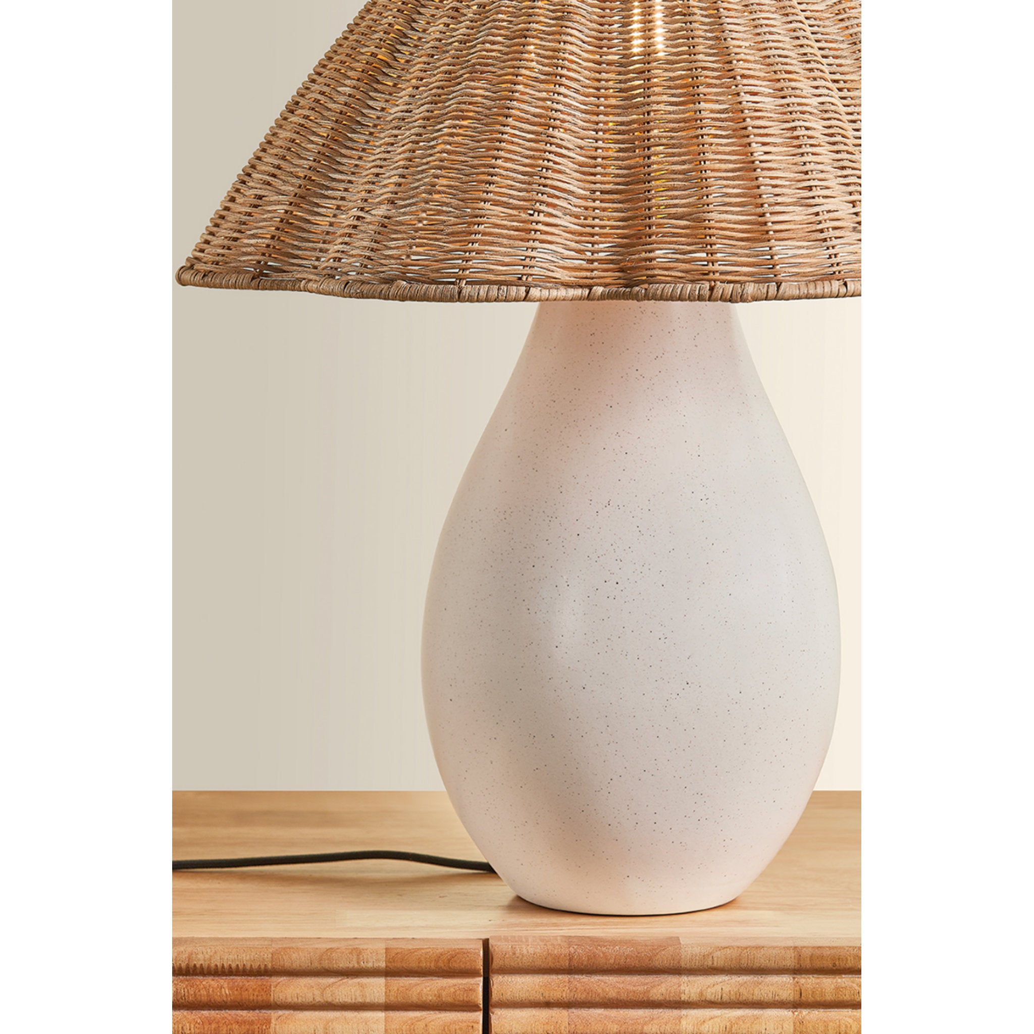 Deanne 1-Light Table Lamp in Aged Brass 17.5W x 19.75H