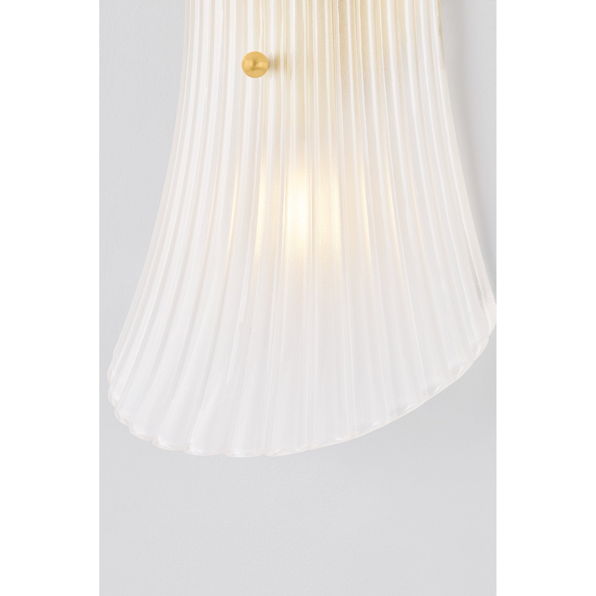 Esmae 2-Light Wall Sconce in Aged Brass 7W x 16H
