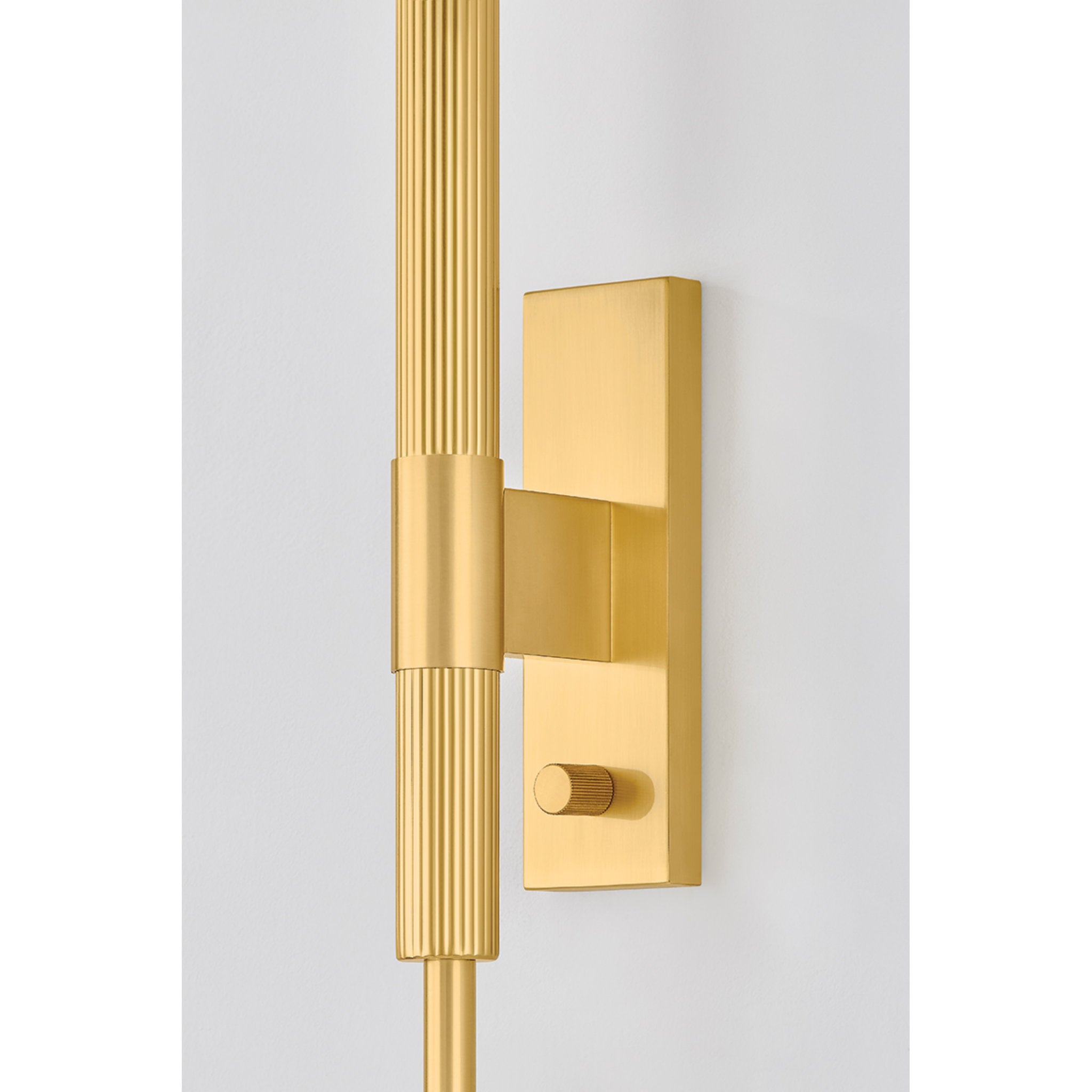 Ginny 1-Light Plug-in Sconce in Aged Brass 5.5W x 43.25H