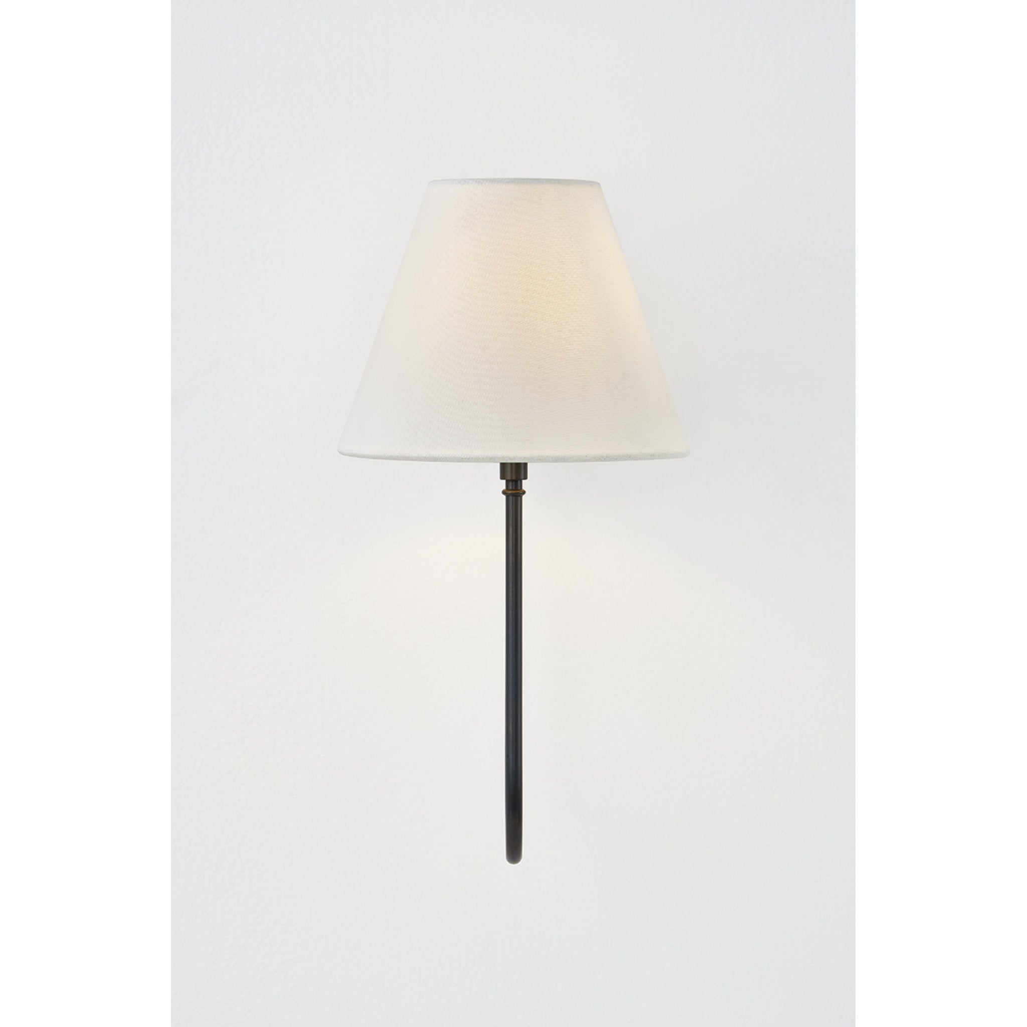 Hawthorne 1-Light Wall Sconce in Distressed Bronze by Mark D. Sikes 7.75W x 15H