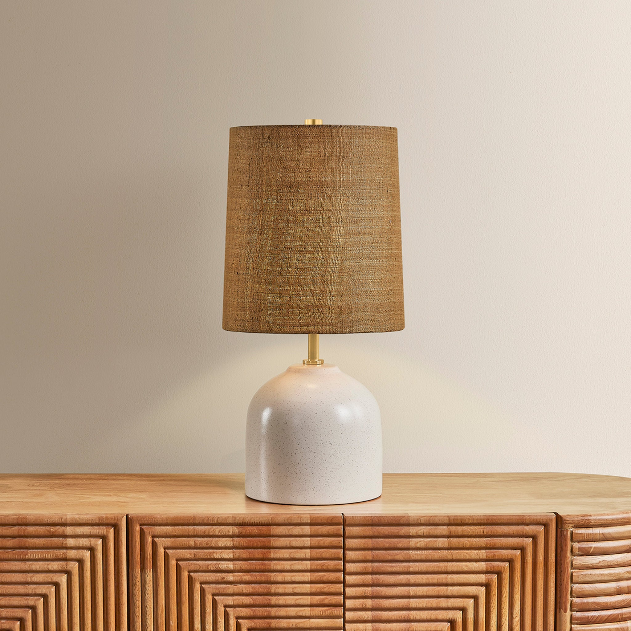 Gladys 1-Light Table Lamp in Aged Brass 10W x 20H