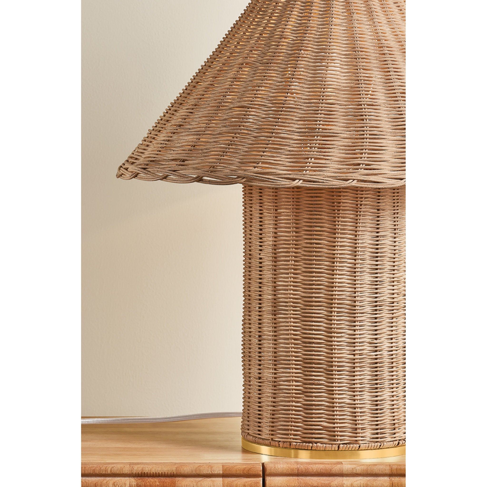 Jeanette 1-Light Table Lamp in Aged Brass 20W x 21.5H