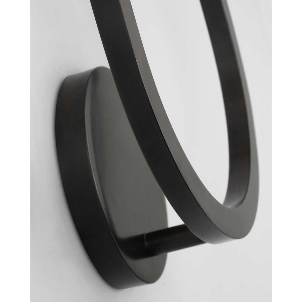 Kelly Wearstler Pedra 15" Asymetrical Left Sconce in Bronze with Alabaster W12.25" x H15" x E4.5"