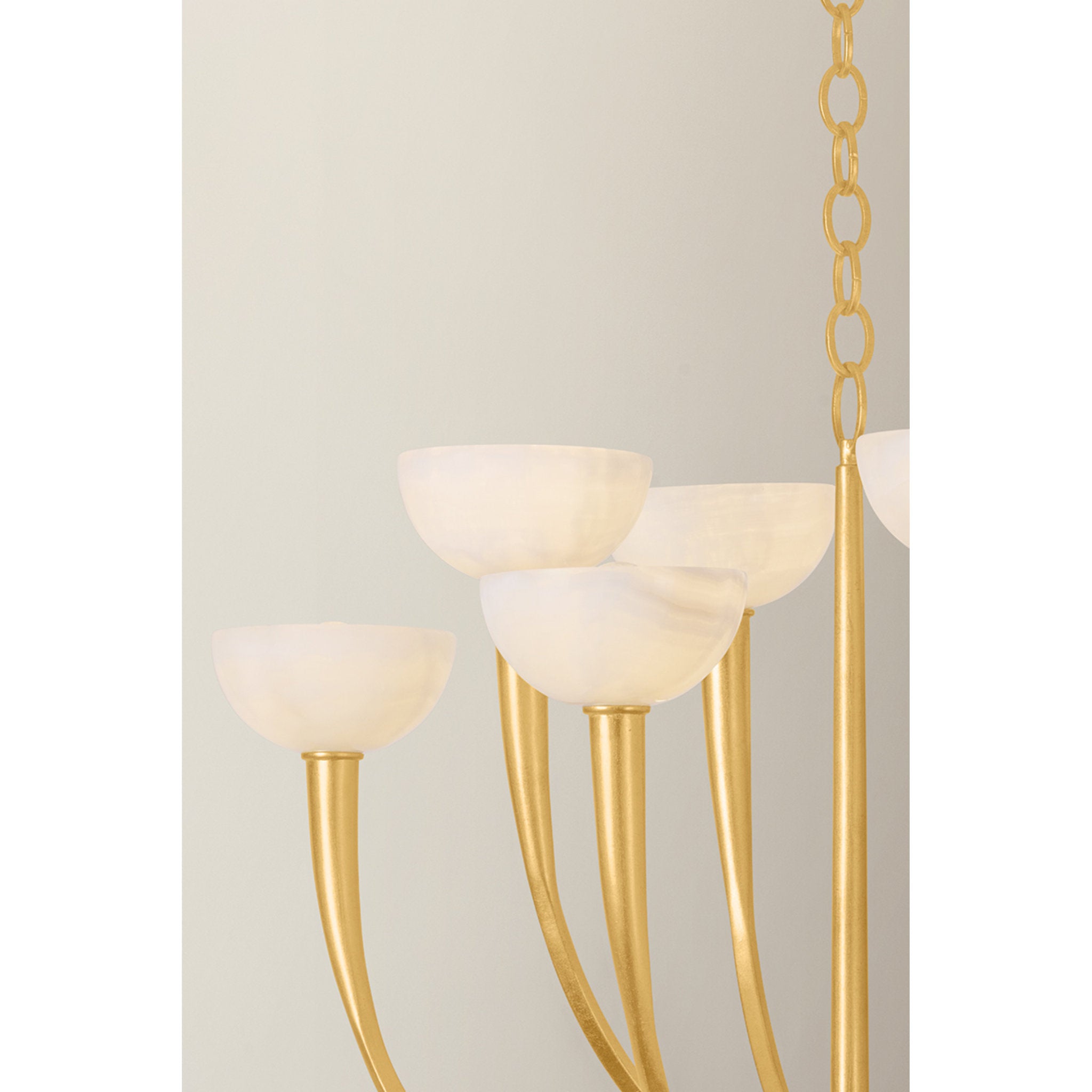 Maywood 8-Light Chandelier in Vintage Gold Leaf 33.5W x 24.5H