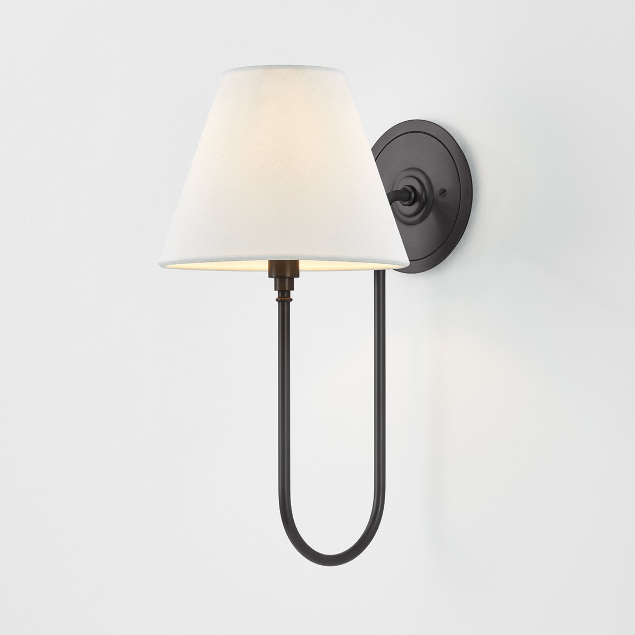 Hawthorne 1-Light Wall Sconce in Distressed Bronze by Mark D. Sikes 7.75W x 15H