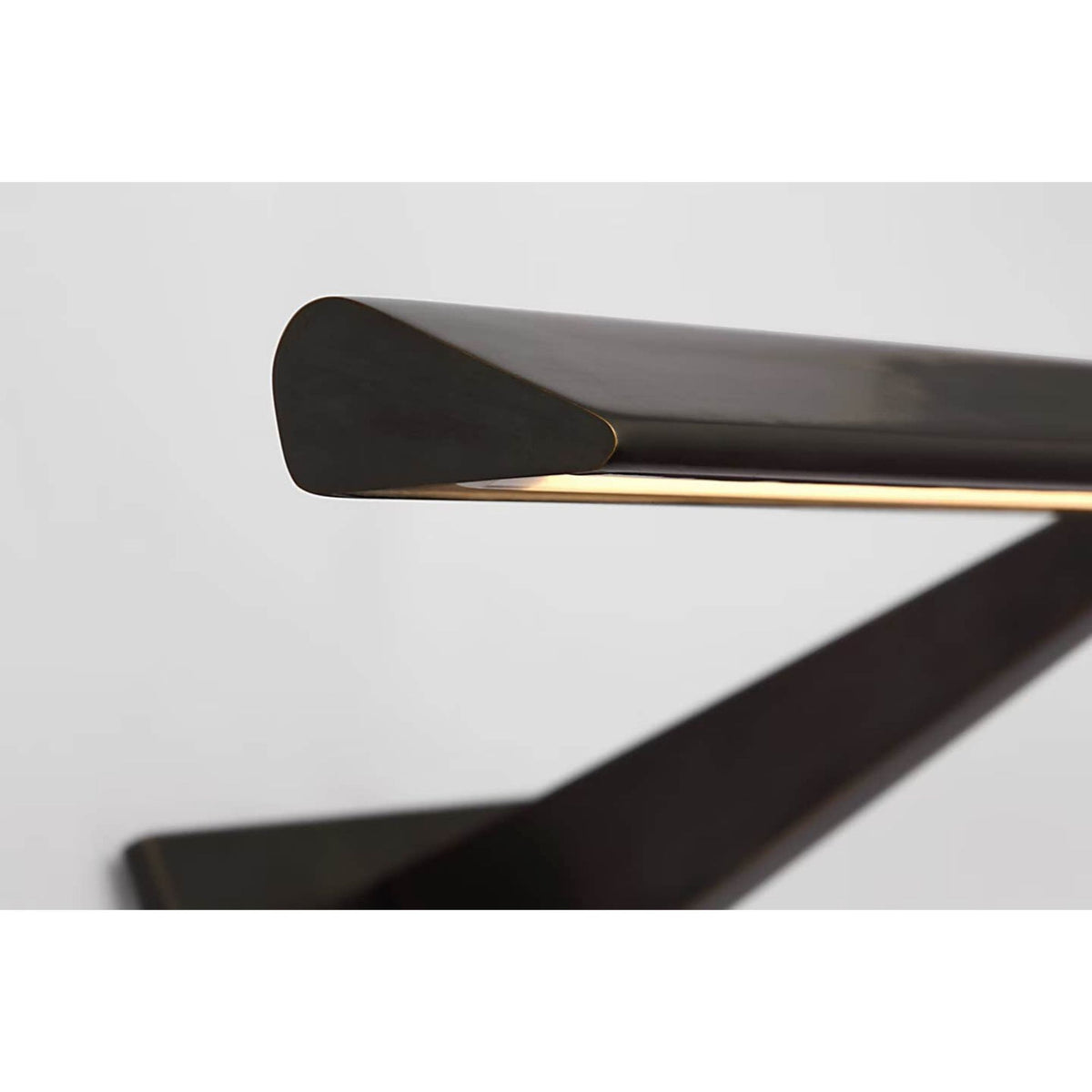 Ian K. Fowler Petrel 18" Picture Light in Bronze W18" x H2.5" x E8.25"
