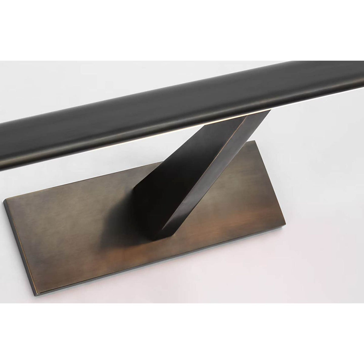 Ian K. Fowler Petrel 30" Picture Light in Bronze W30" x H2.5" x E8.25"