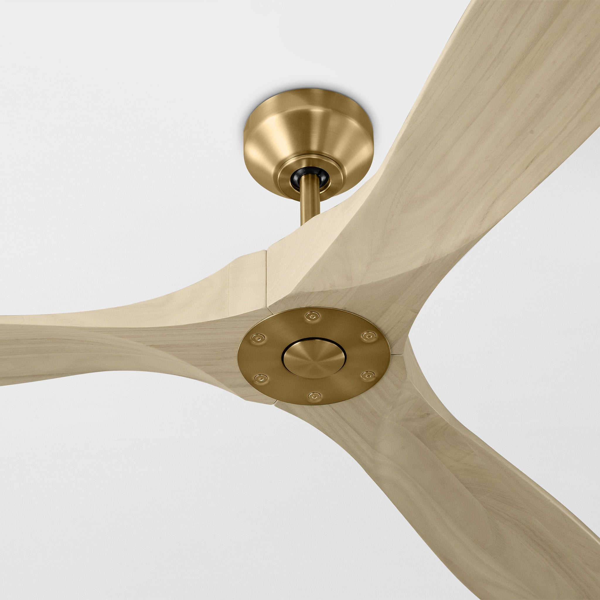 Maverick Smart 60 - Burnished Brass w Washed White Oak Blades in Burnished Brass w/ Washed White Oak Blade D:60'' H:11 11/16''