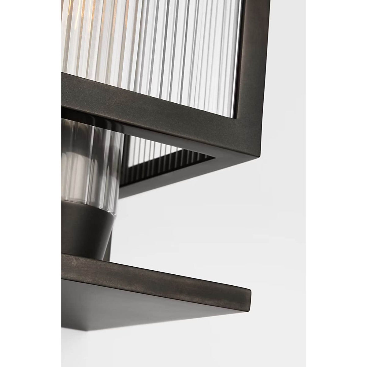 Barbara Barry York 16" Single Box Outdoor Outdoor Sconce in Bronze with Clear Ribbed Glass W5" x H16.25" x E5"