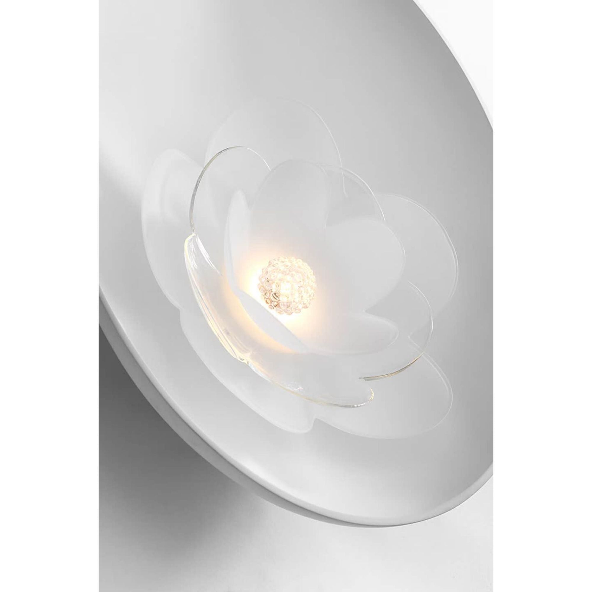 Barbara Barry Petaluma 13" Reflector Sconce in Matte White with Etched and Clear Glass Flower W10.25" x H13" x E3.25"