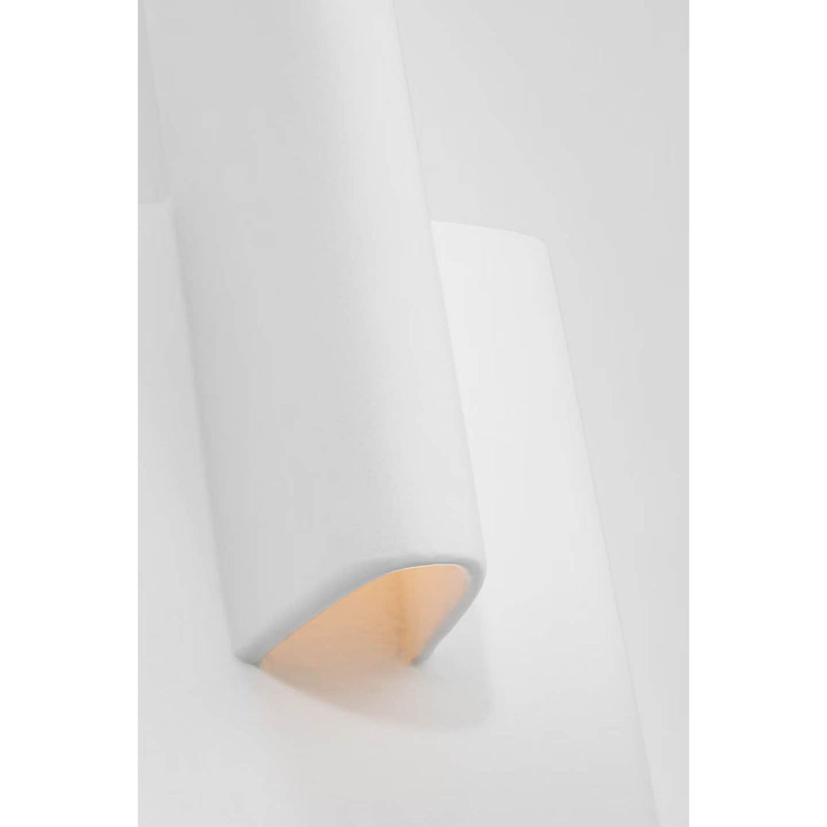 Kelly Wearstler Lotura 16" Intersecting Sconce in Museum White W6" x H16" x E5.5"