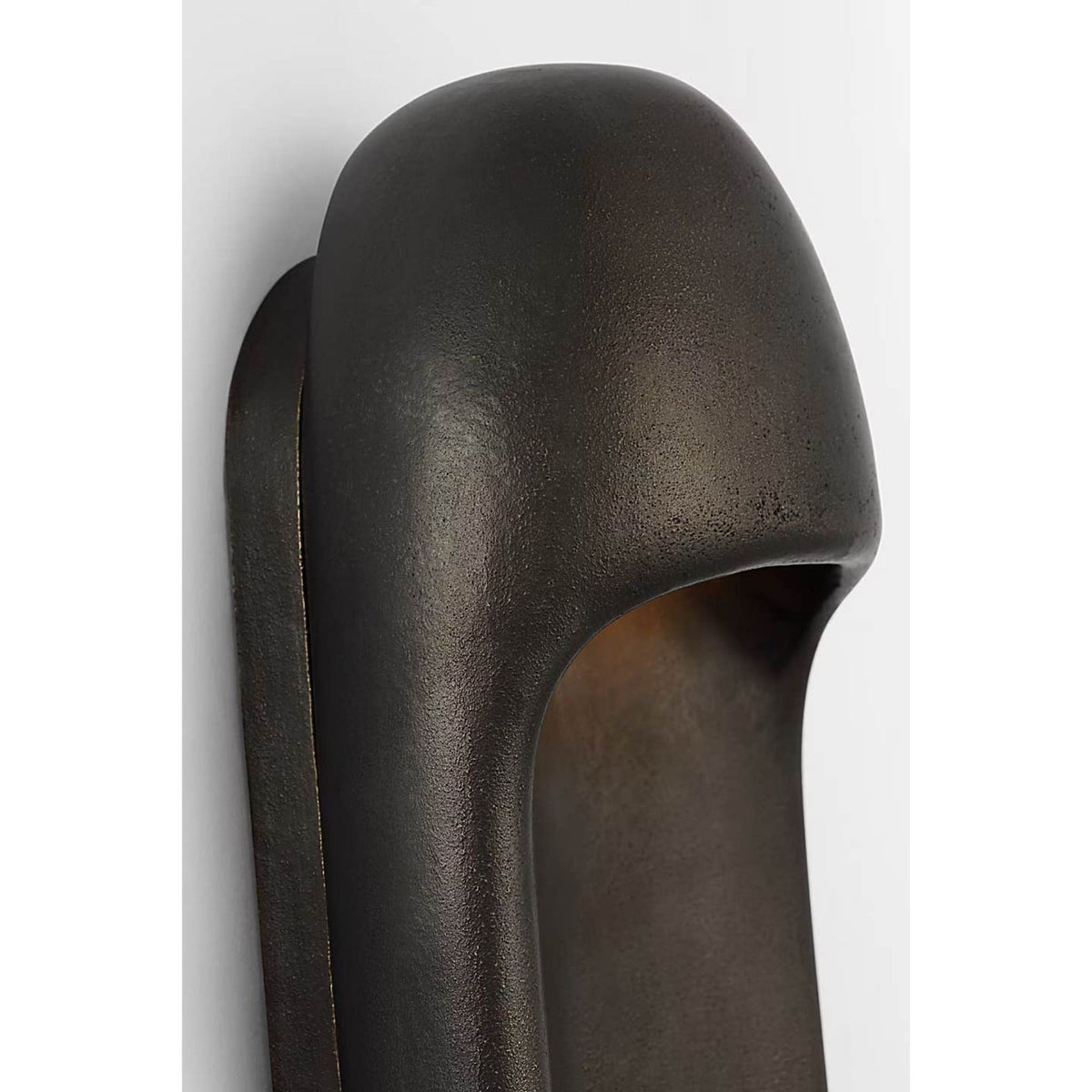 Kelly Wearstler Esculpa 18" Elongated Wall Light in Museum Bronze W6" x H18" x E4"