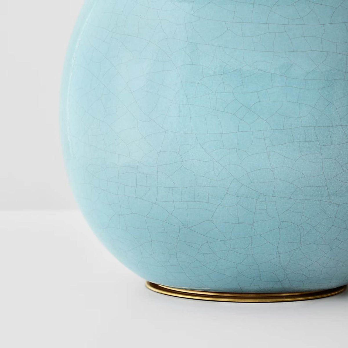 Thomas O'Brien Sao Paulo 29" Table Lamp in Crackled Robin with Linen Shade W17.5" x H29.25"