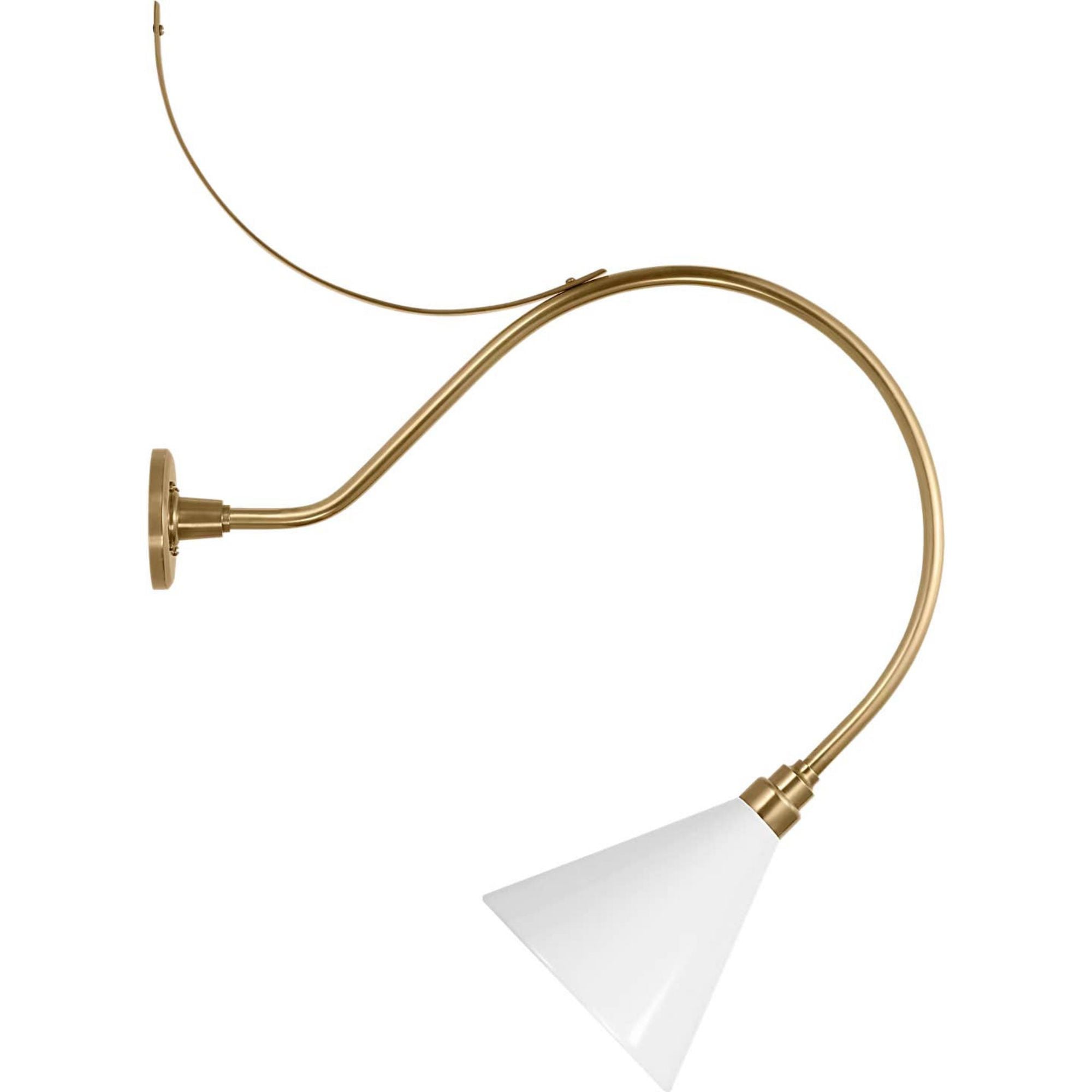 Thomas O'Brien Academy 26.5" Anchored Larrabee Barn Light in Hand-Rubbed Antique Brass with 9" White Conical Savannah Shade W9" x H37" x E26.5"