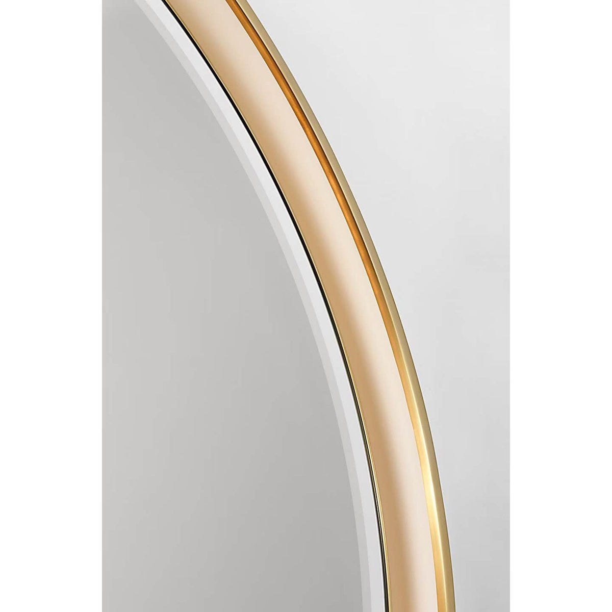 Thomas O'Brien Tricia 30" Illuminated Round Mirror in Hand-Rubbed Antique Brass W30" x H30" x E3"