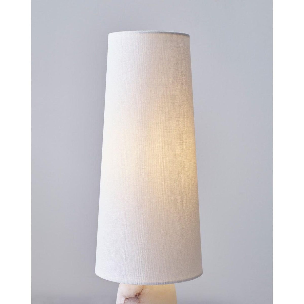 Thomas O'Brien Jinny Medium Table Lamp in Alabaster with Linen Shade W5.5" x H17.5"