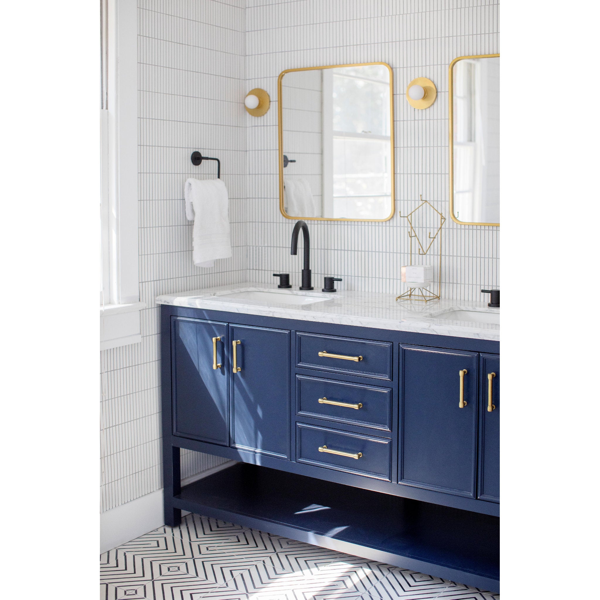 Taft 1-Light Wall Sconce in Aged Brass 4.75L x 4.75W x 4.5H