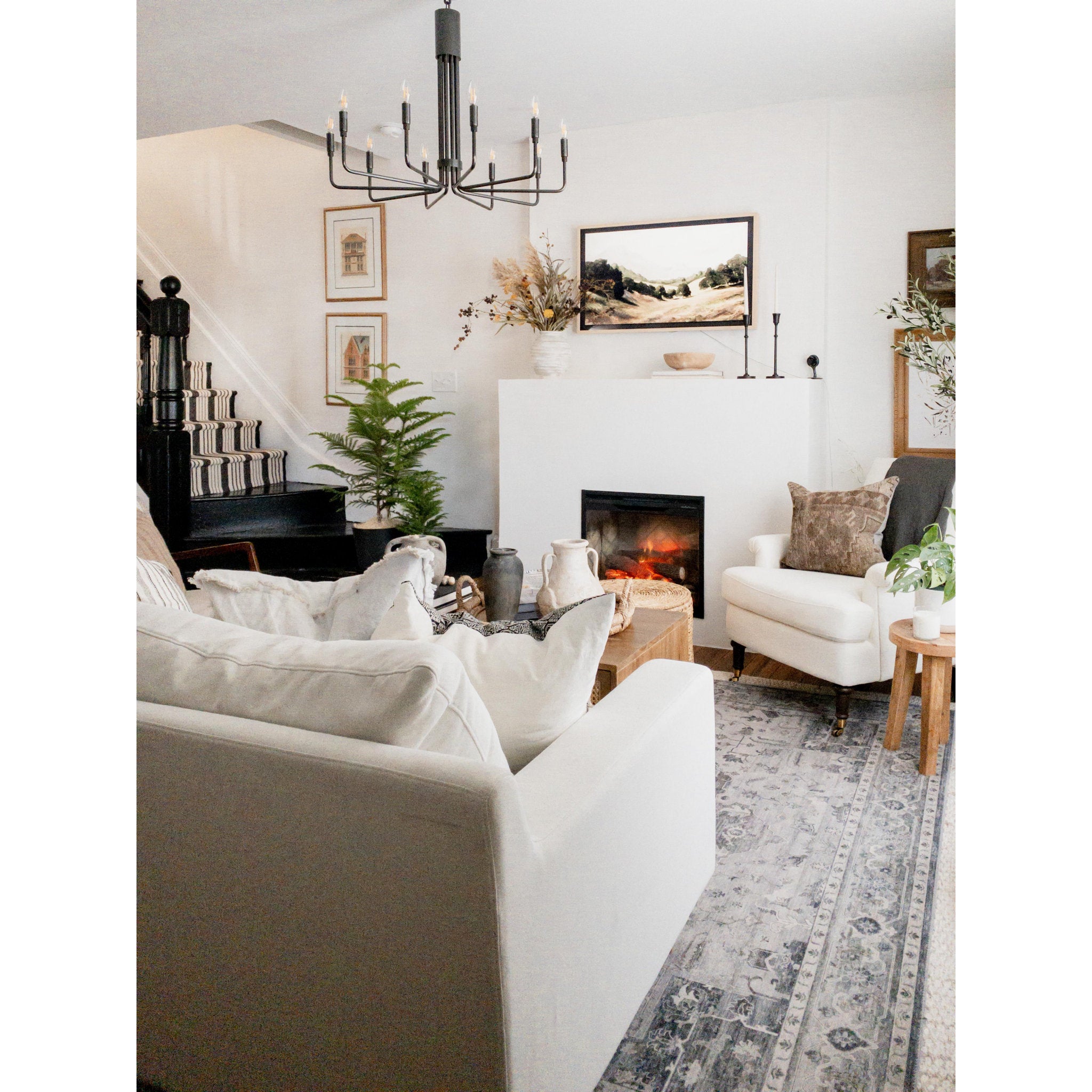 Brigitte 10-Light Chandelier in Old Bronze 31.75L x 31.75W x 24H