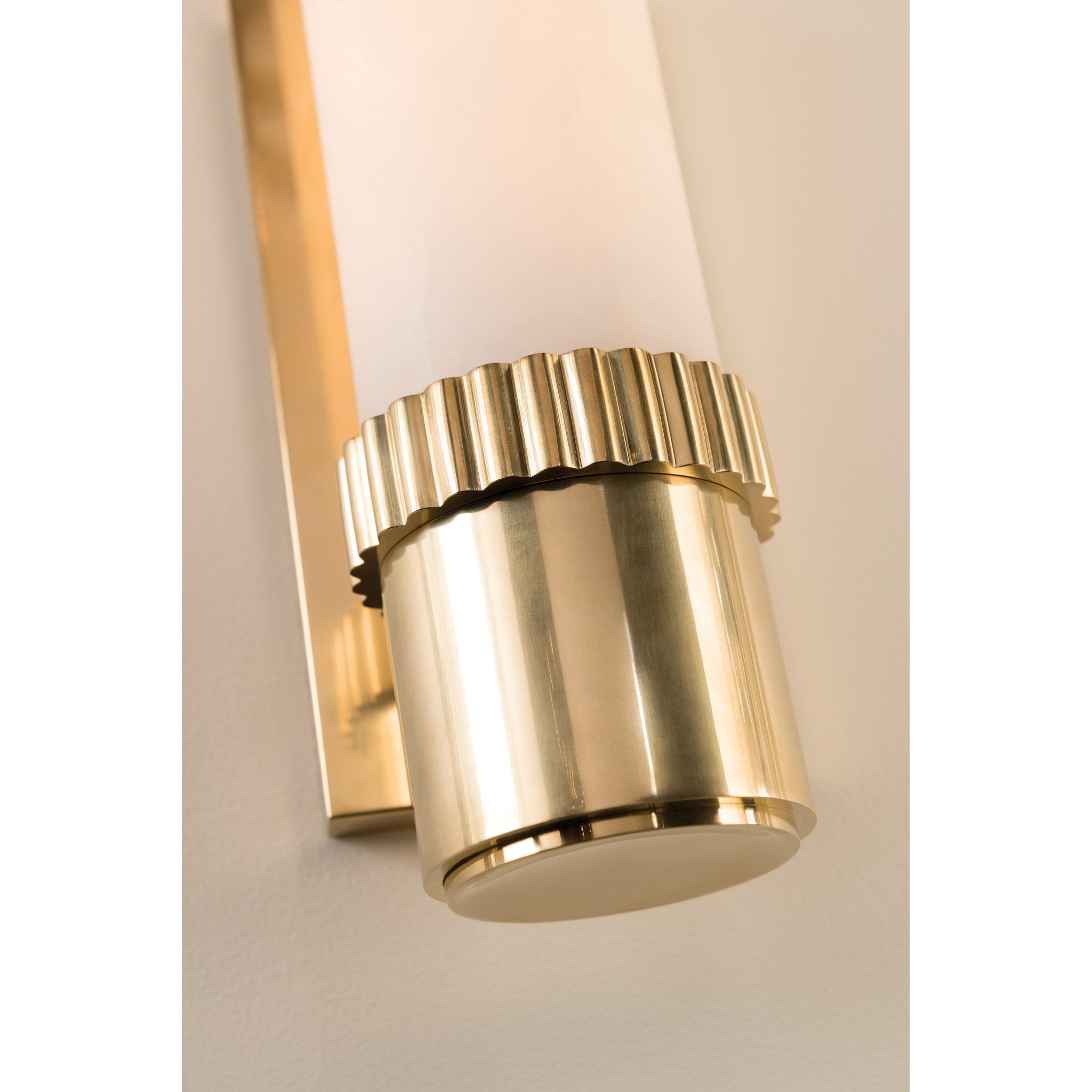 Argon 1-Light Wall Sconce in Polished Nickel 4.25L x 4.25W x 15.25H
