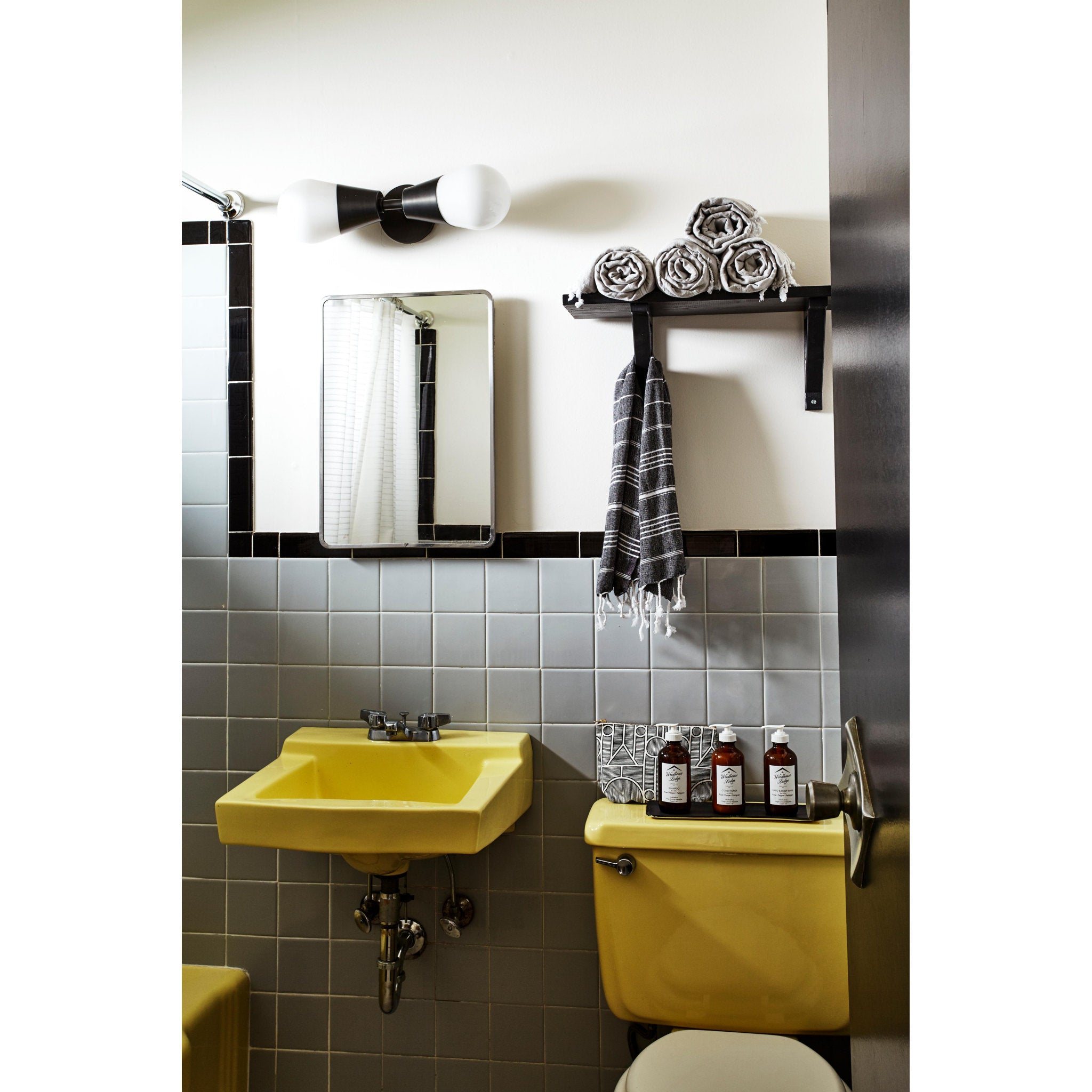 Cora 2-Light Wall Sconce in Old Bronze 5L x 5W x 19H