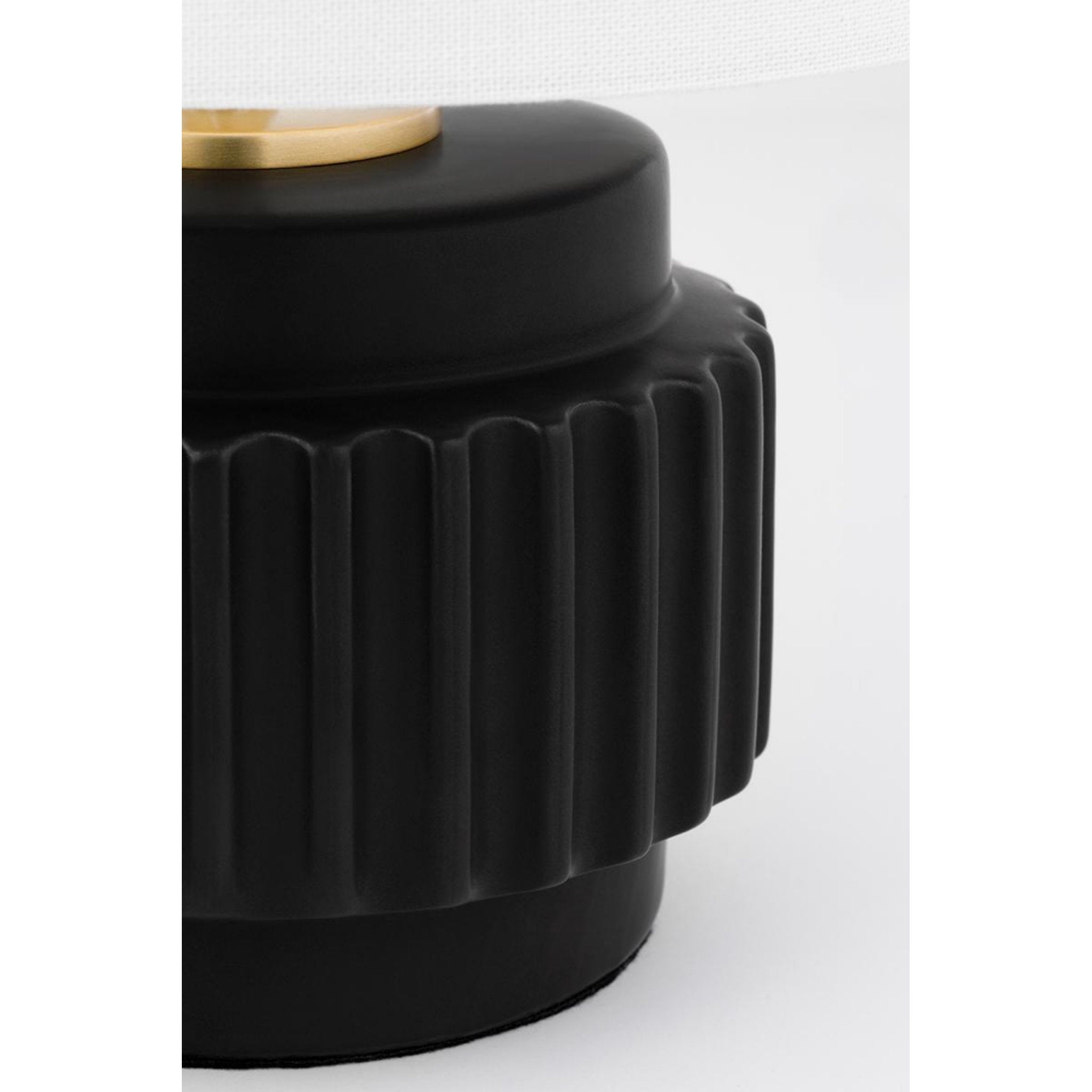 Kalani 1-Light Table Lamp in Matte Black 5.75L x 9.25W x 14H