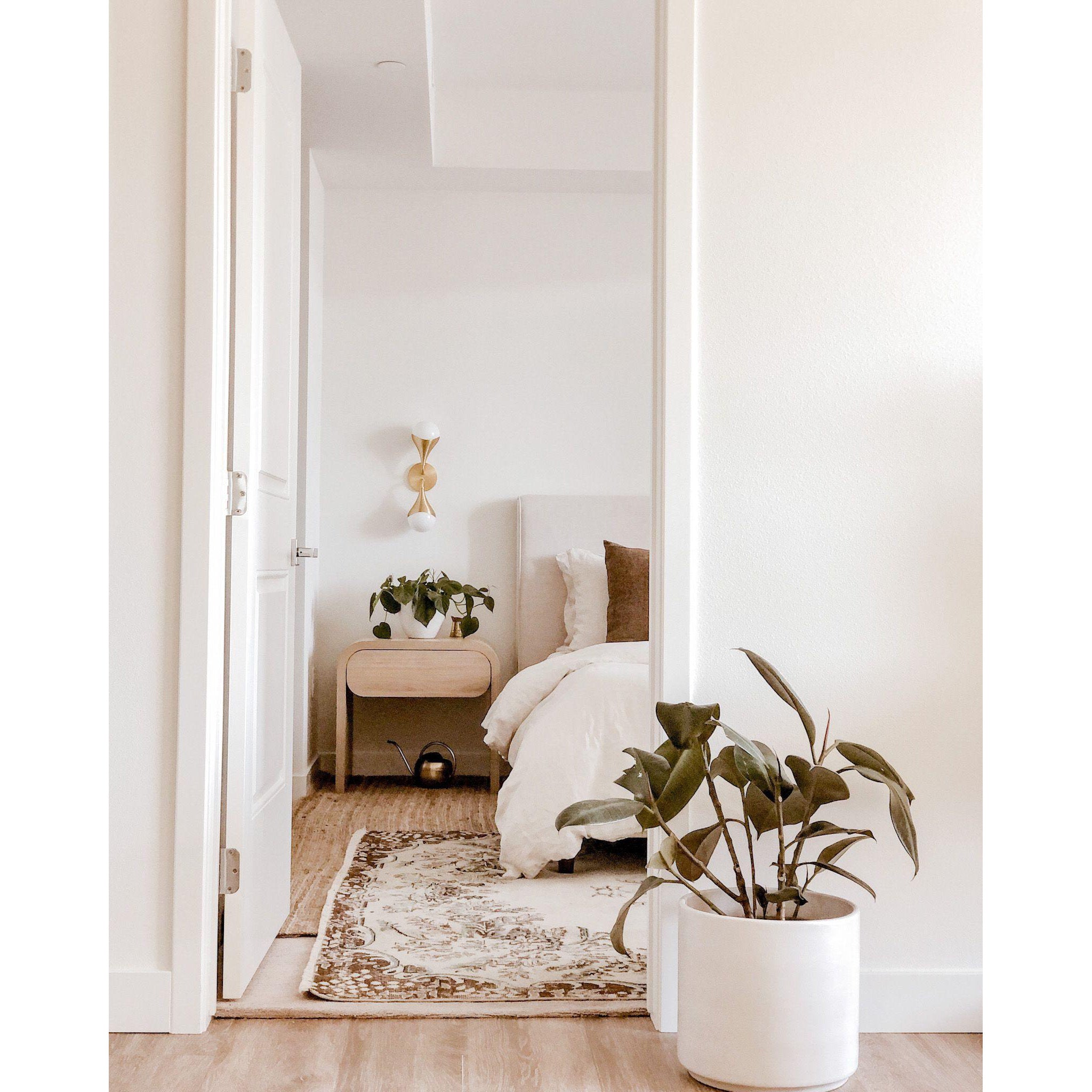 Ariana 2-Light Bath and Vanity in Aged Brass 7L x 4.75W x 18.5H