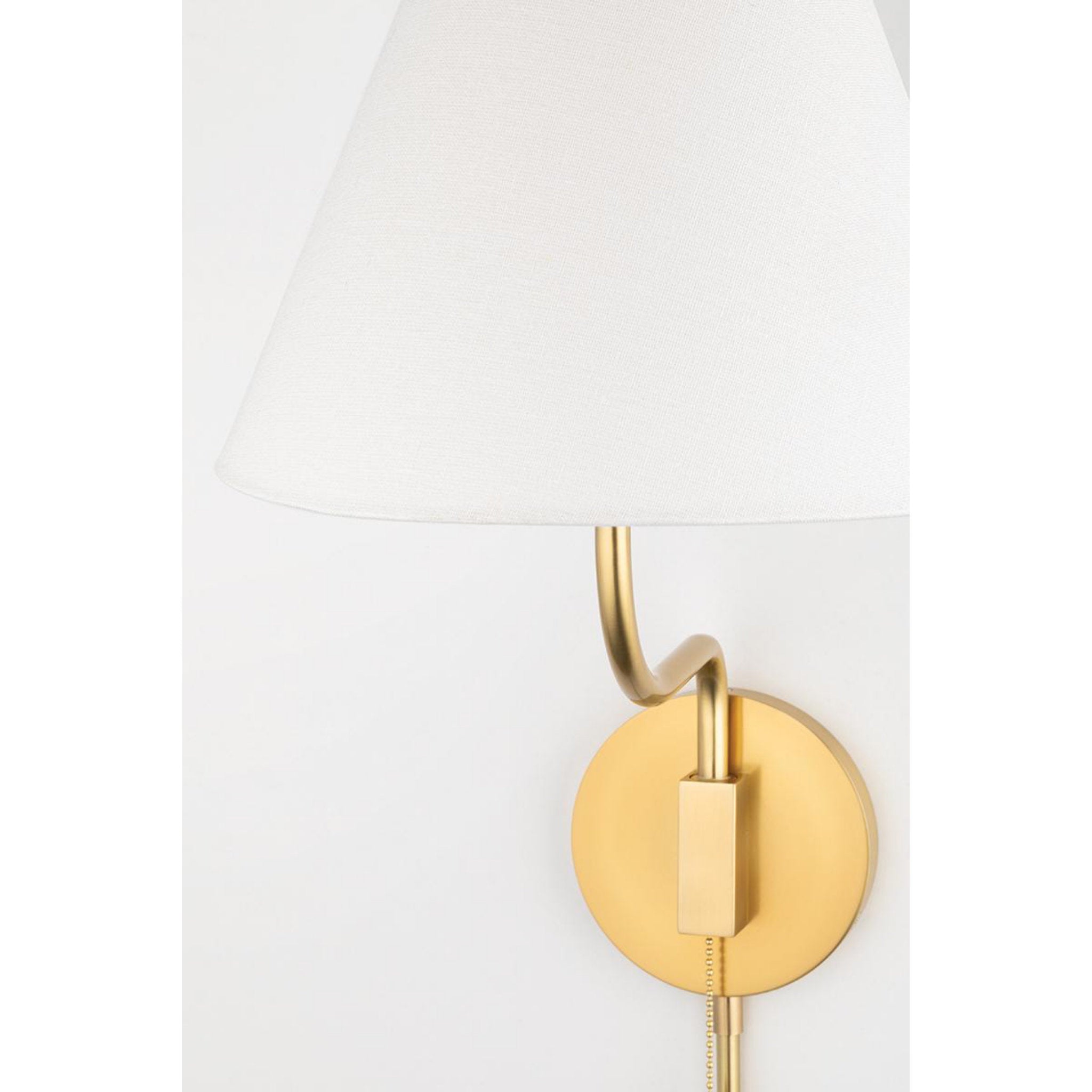 Patti 1-Light Plug-in Sconce in Aged Brass 5L x 10.5W x 30.5H