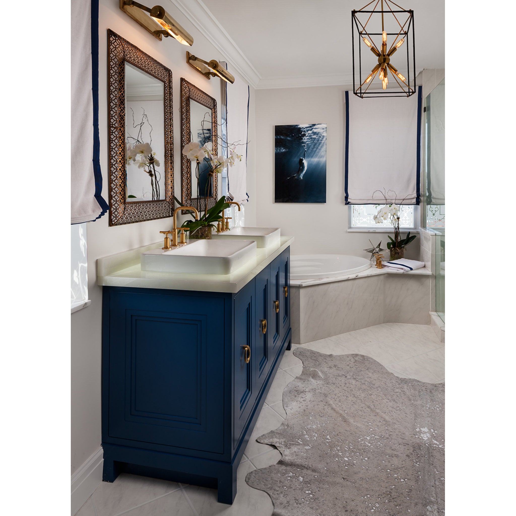 Merrick 3-Light Picture Light in Aged Brass 24.5L x 24.5W x 3.5H