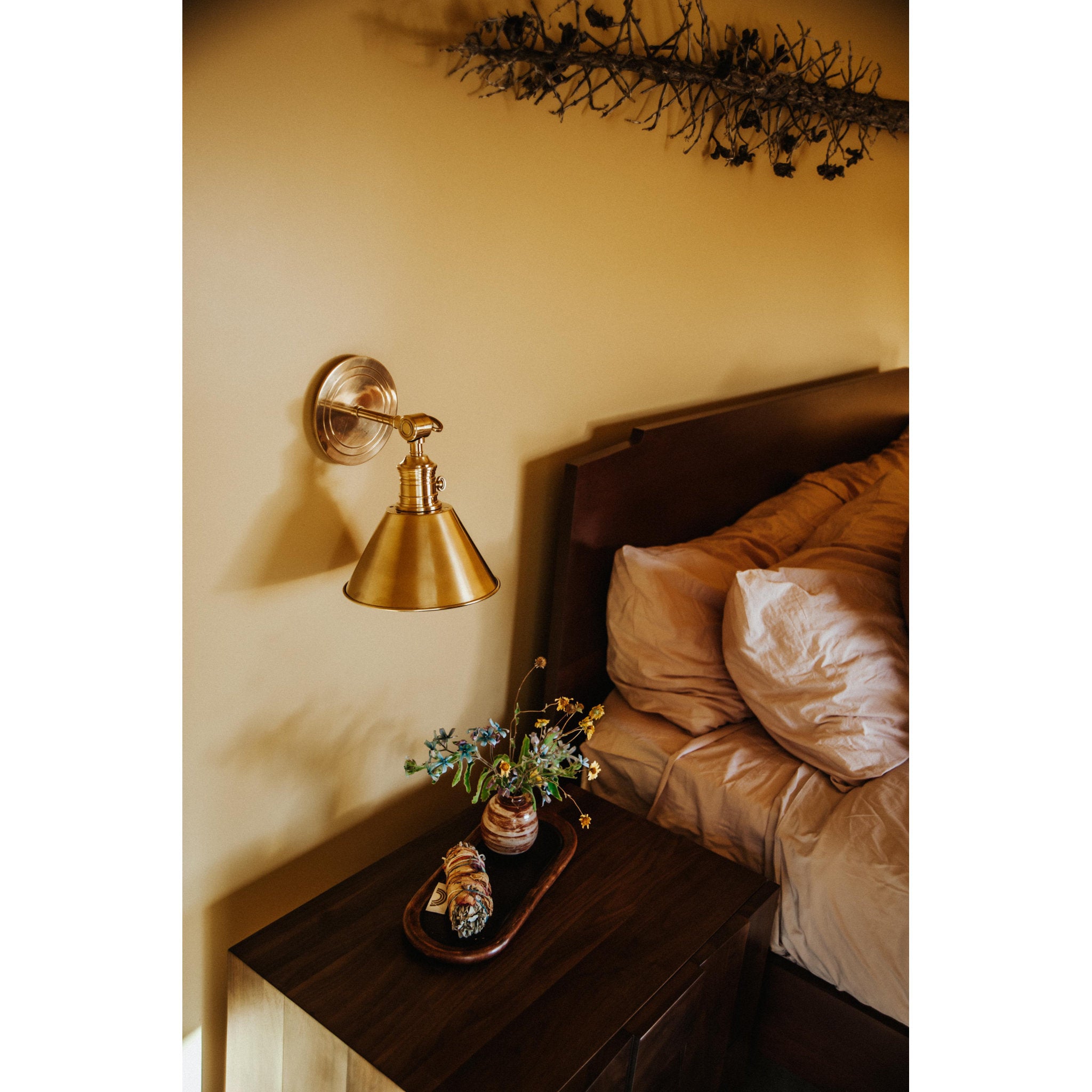 Garden City 1-Light Wall Sconce in Aged Brass 8L x 8W x 11H