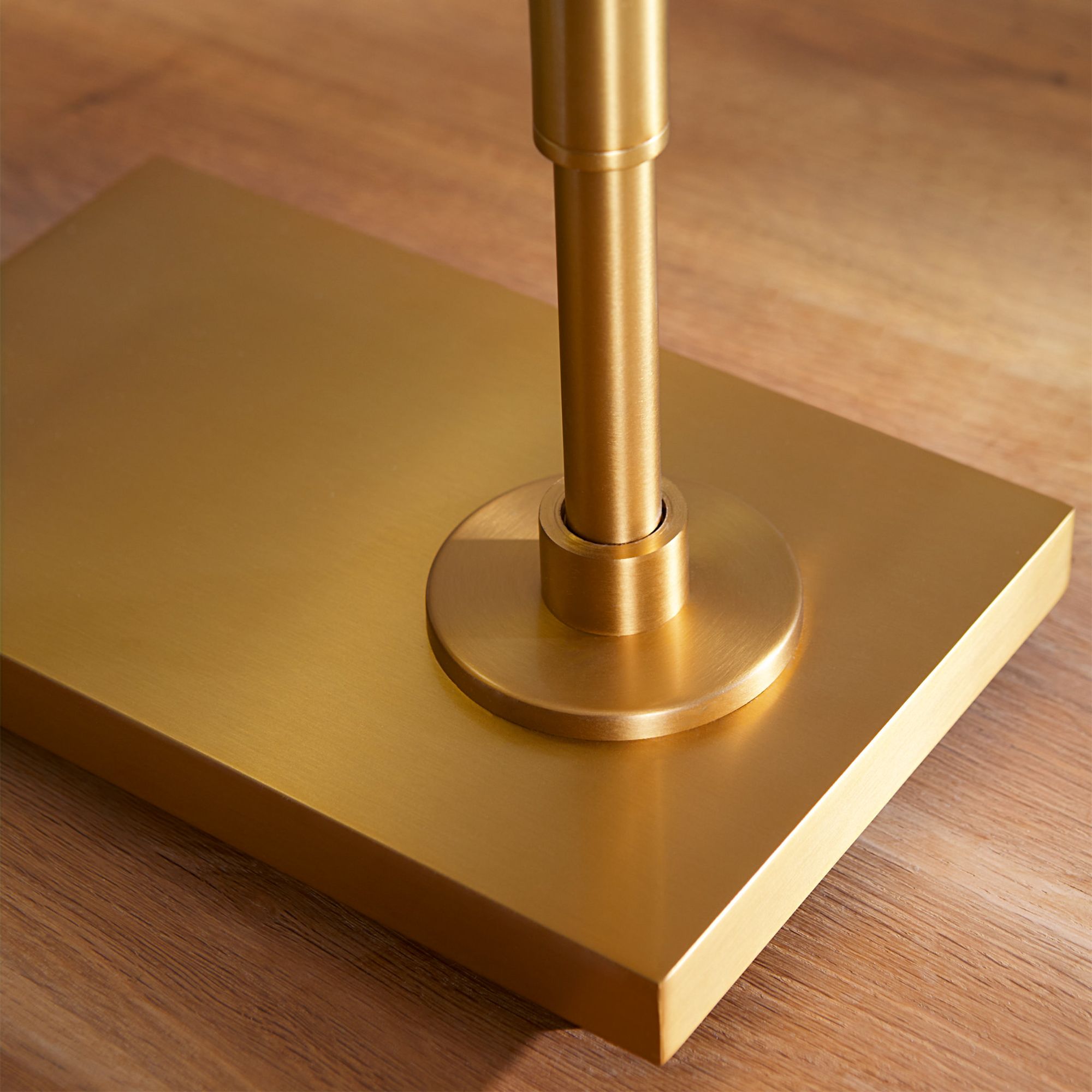 Chapman & Myers Kenyon Task Table Lamp in Burnished Brass