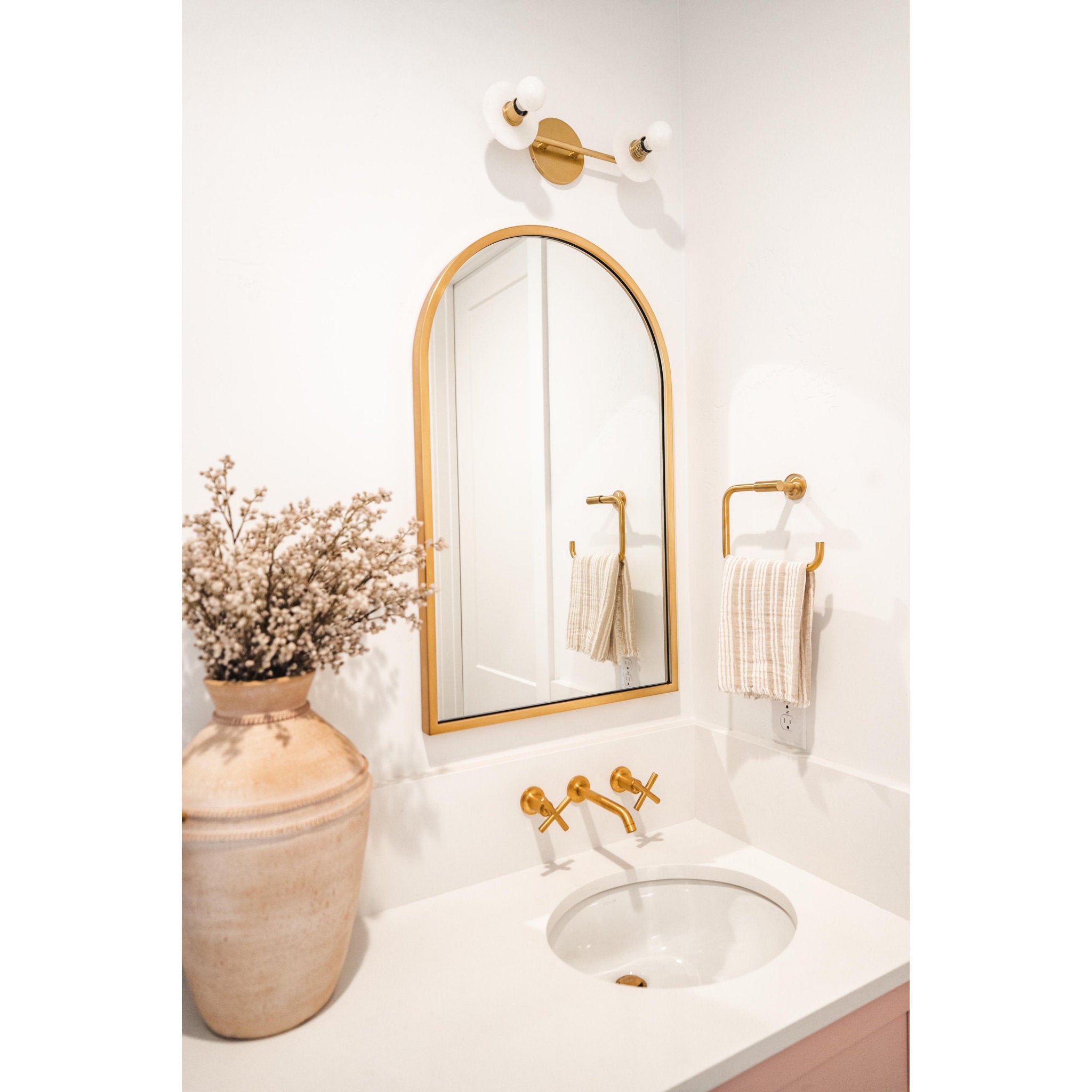 Elmont 2-Light Bath and Vanity in Aged Brass 4.75L x 4.75W x 15.5H