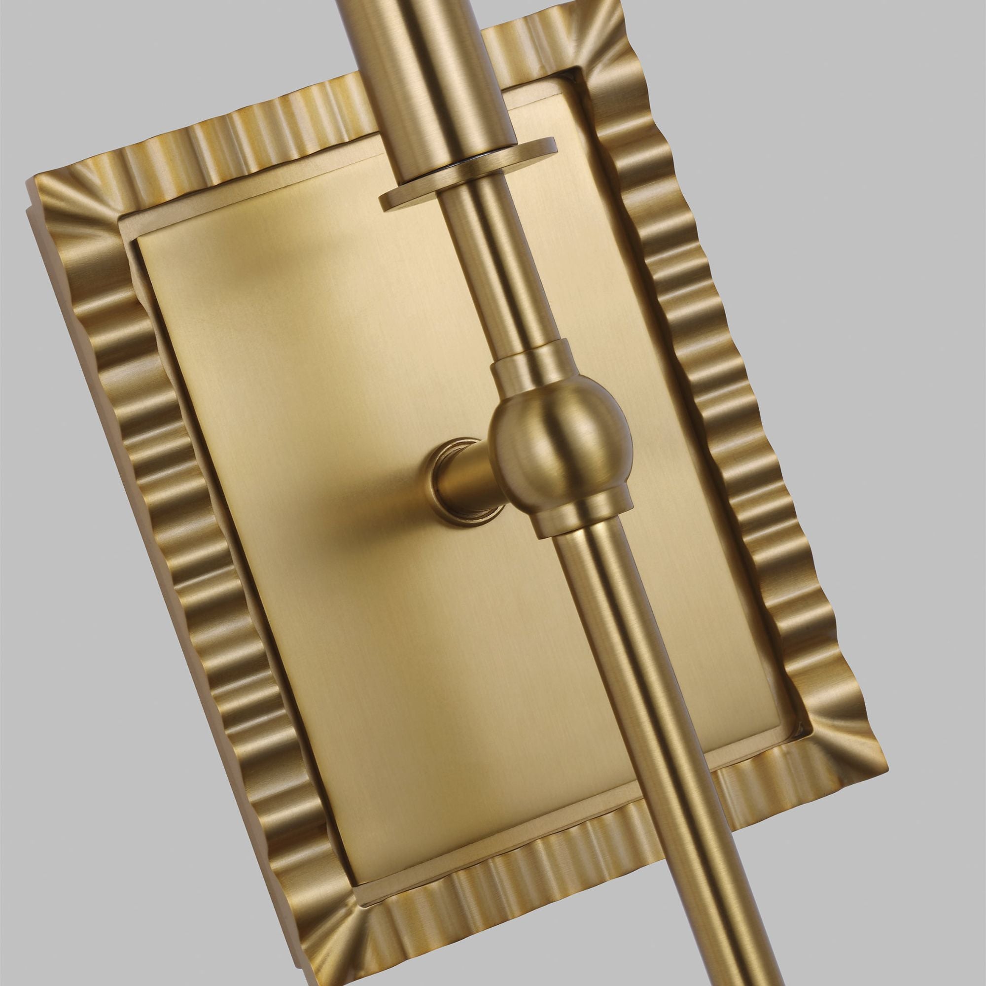 Alexa Hampton Baxley Sconce in Burnished Brass
