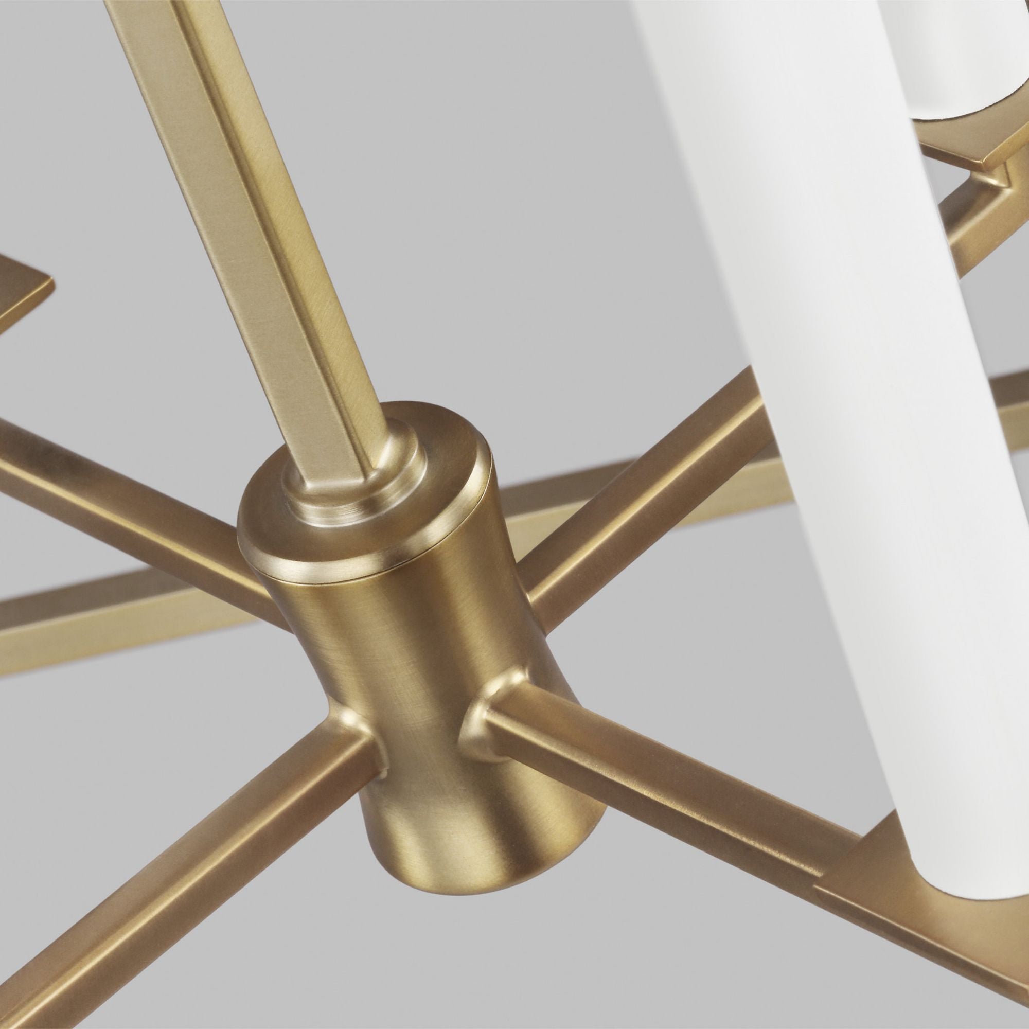 Chapman & Myers Southold Medium Lantern in Burnished Brass