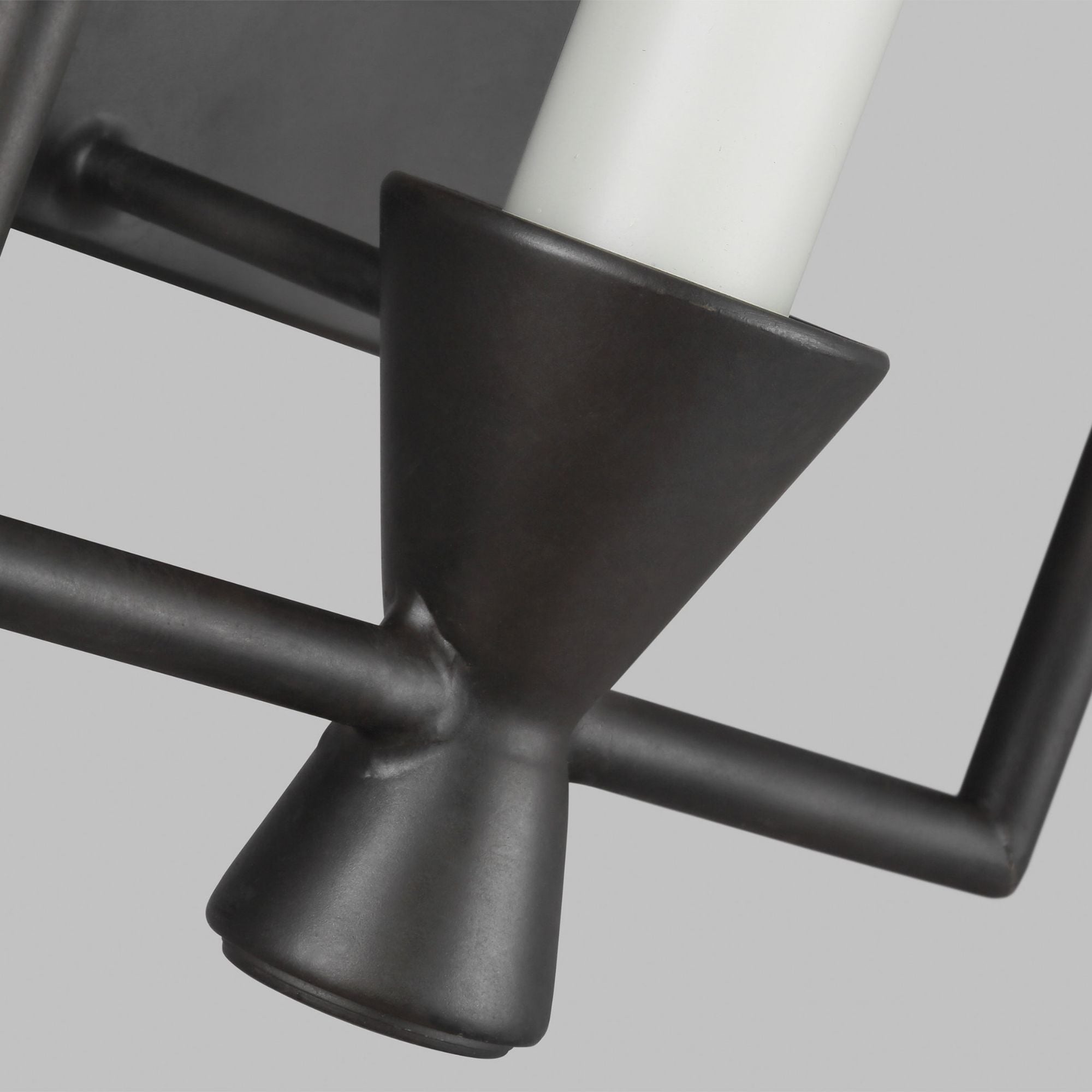 Chapman & Myers Keystone Sconce in Aged Iron