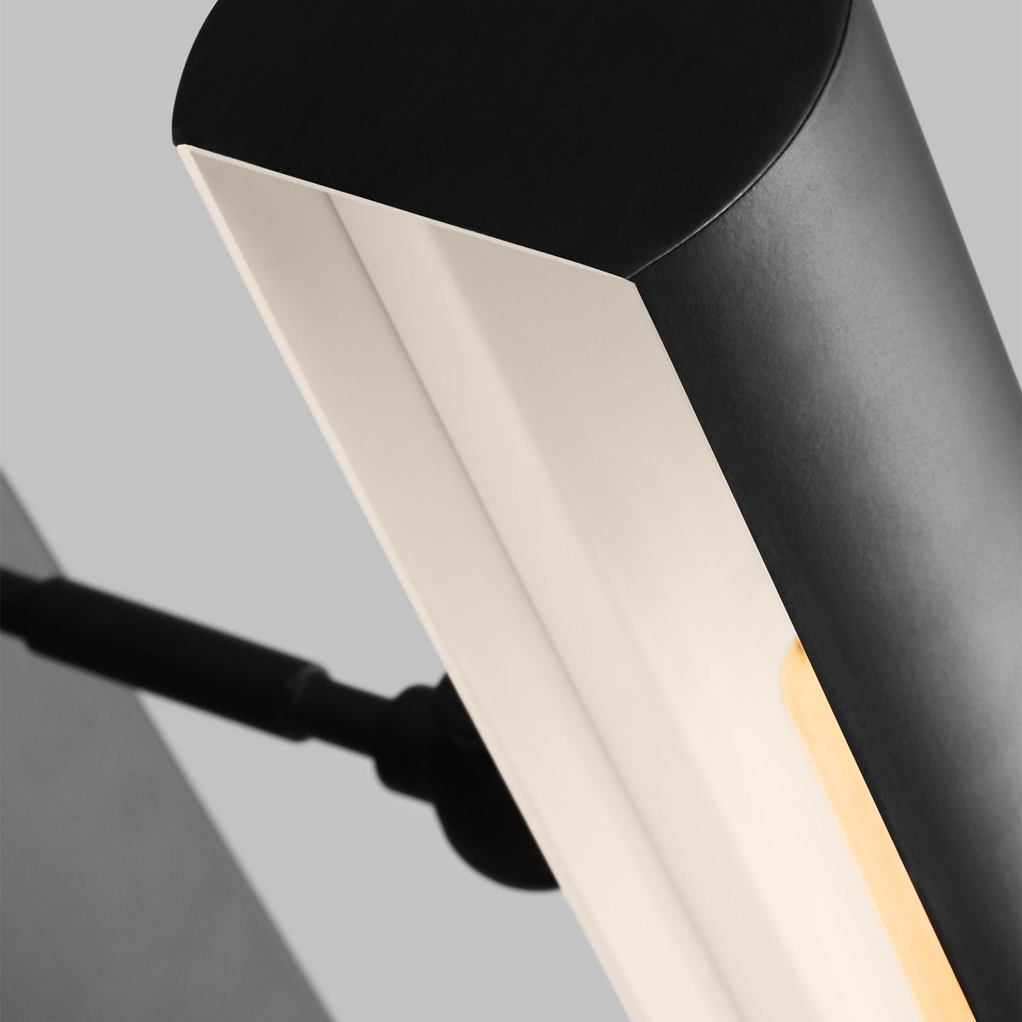 Chapman & Myers Kenyon 30" Picture Light in Aged Iron