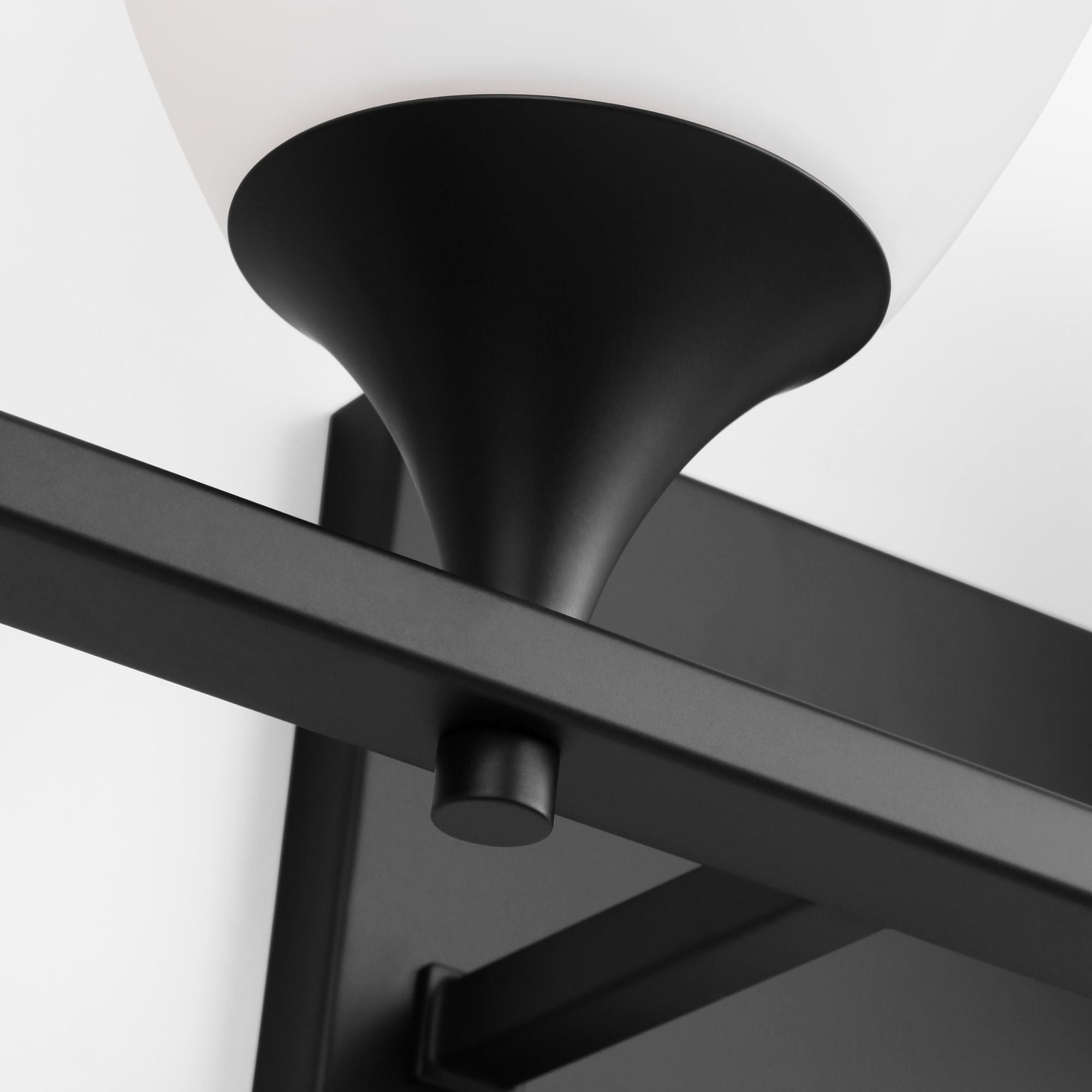 Drew & Jonathan Toffino 4 - Light Bath in Midnight Black