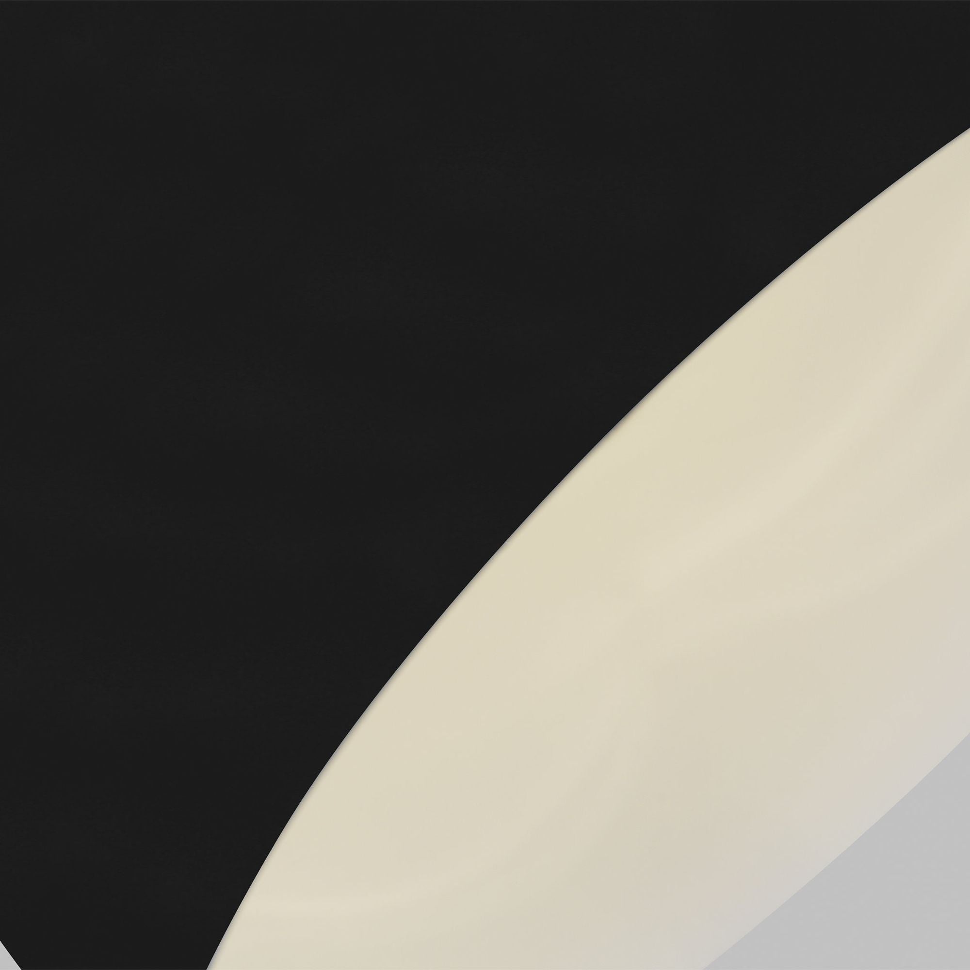 Ellen DeGeneres Joan Mini-Pendant in Midnight Black