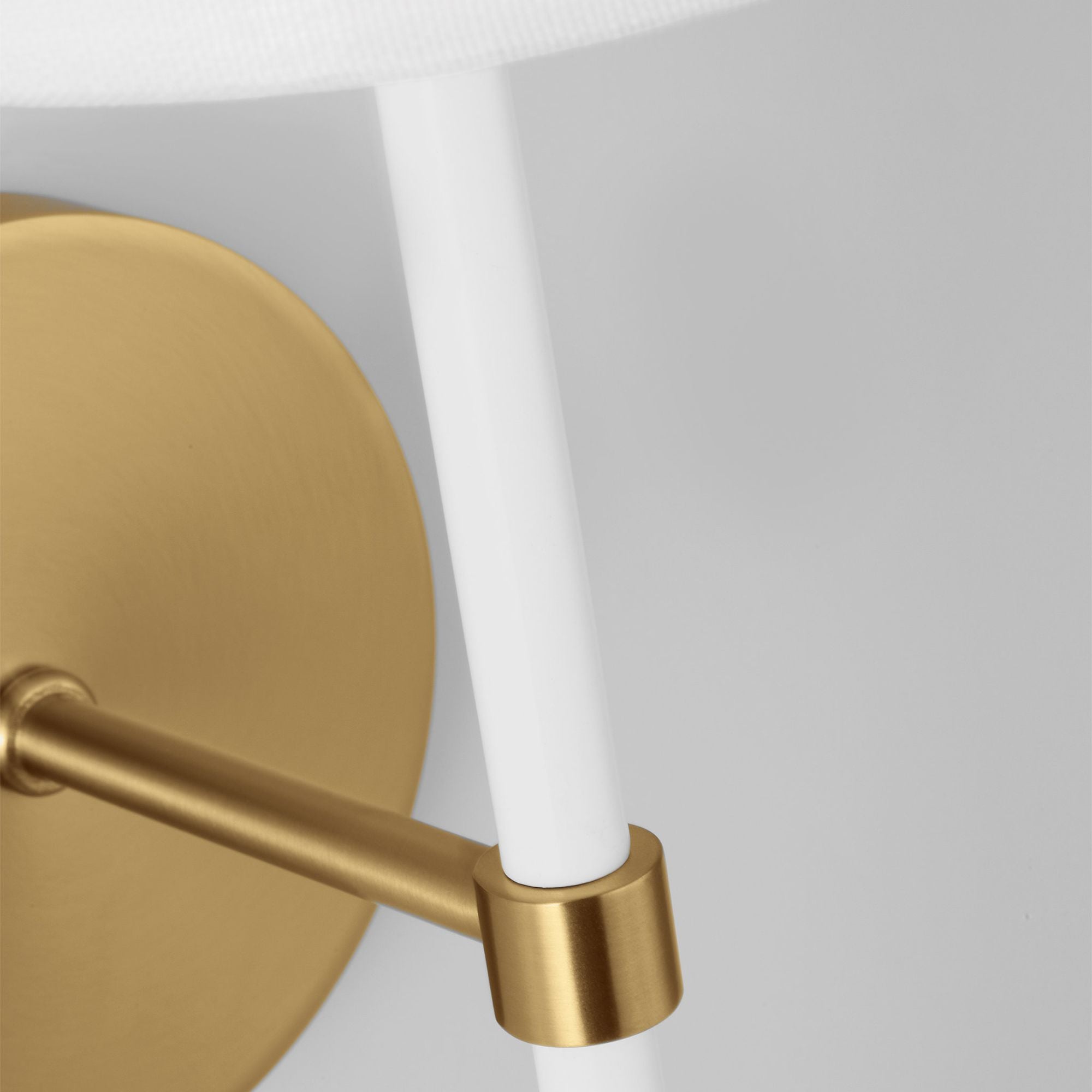 kate spade new york Monroe Tail Sconce in Burnished Brass