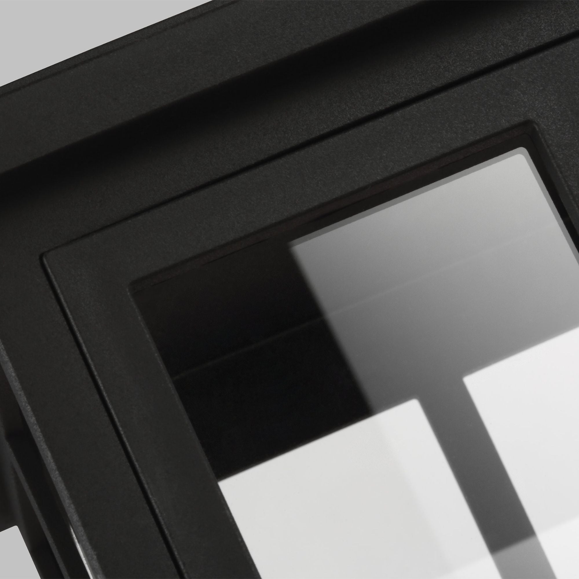 Sean Lavin Warren Medium Lantern in Textured Black