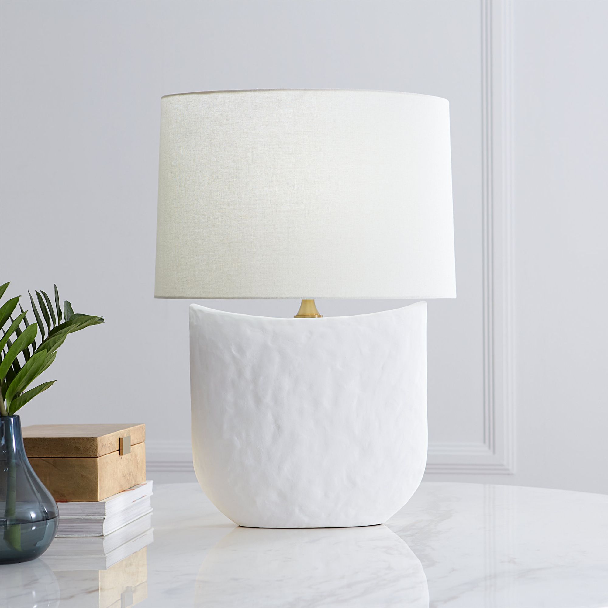 Hable Cenotes Table Lamp in Matte White Ceramic
