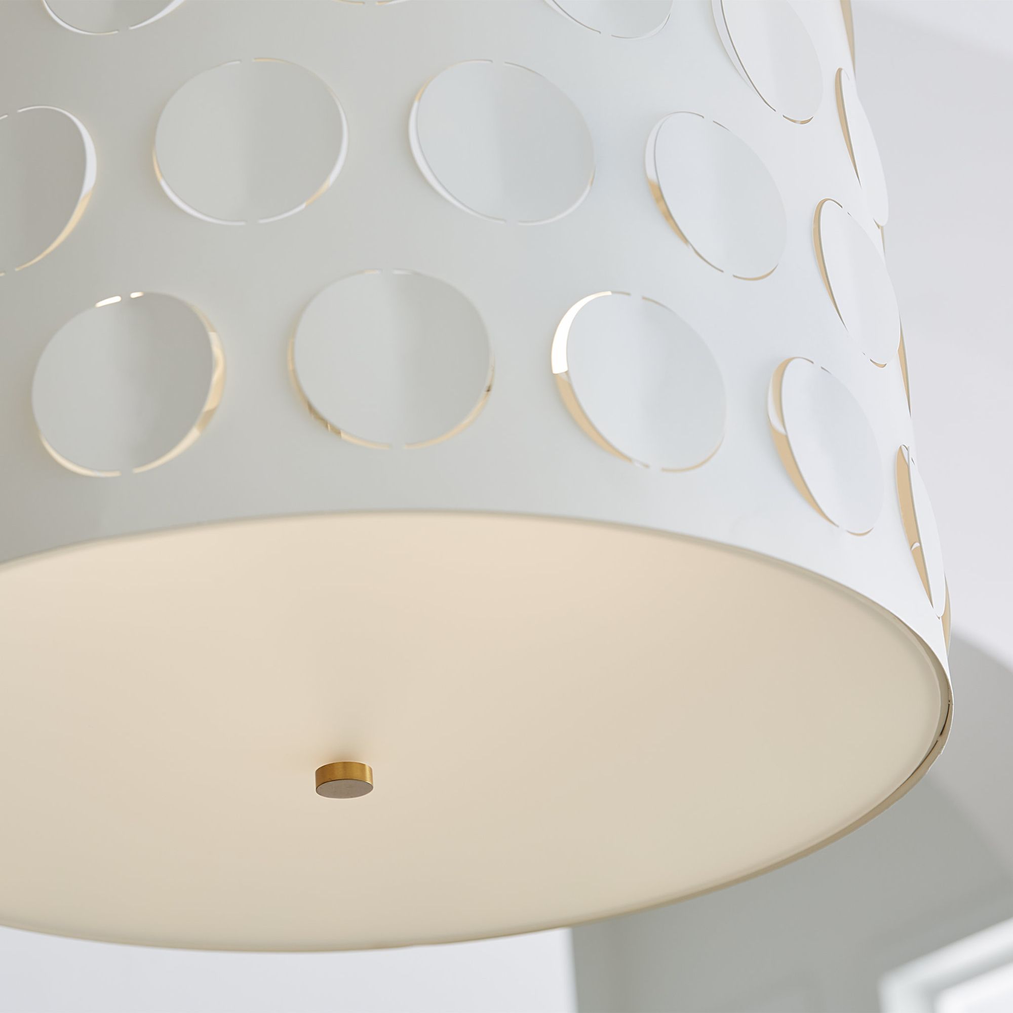 kate spade new york Dottie Large Pendant in Burnished Brass