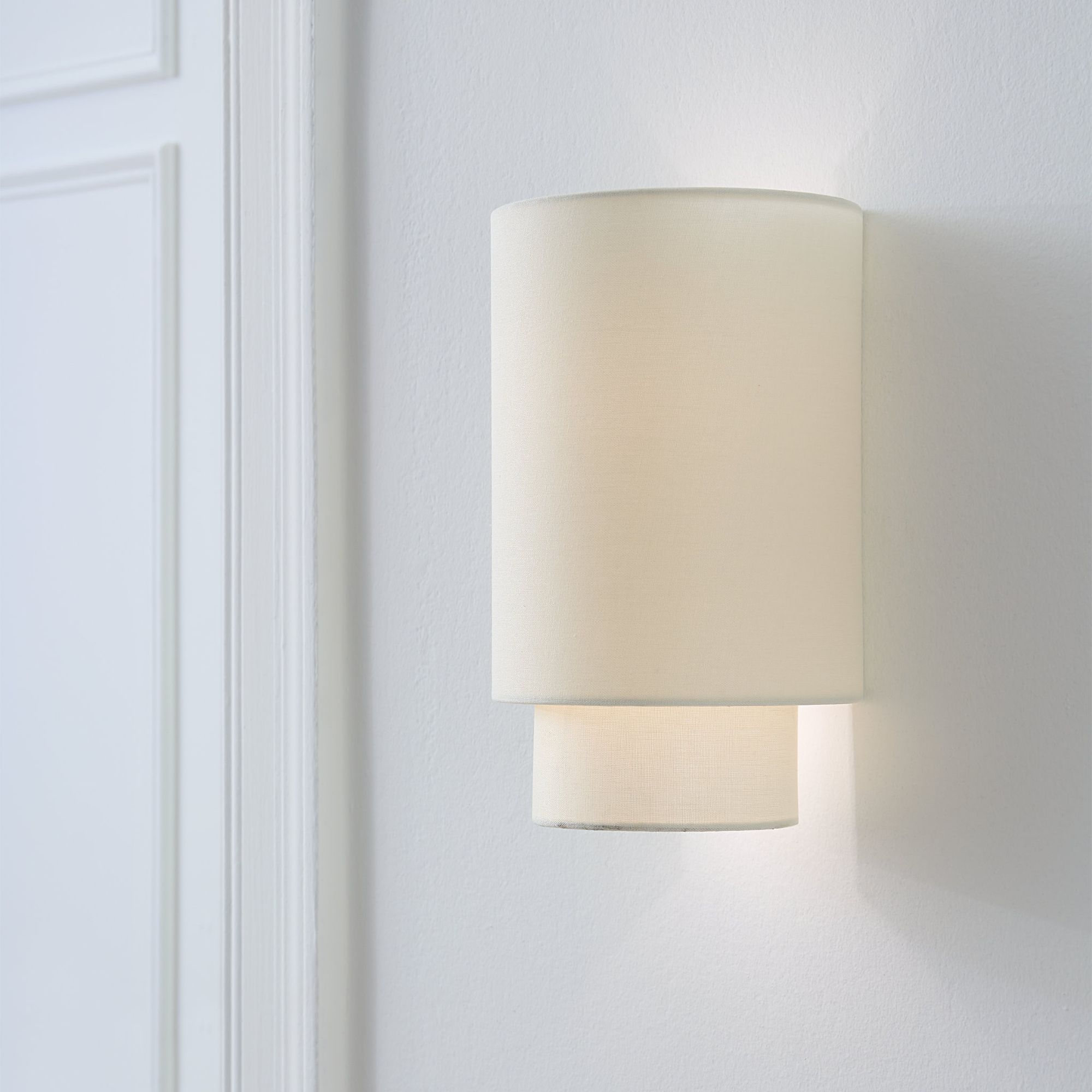 kate spade new york Sawyer Sconce in Burnished Brass