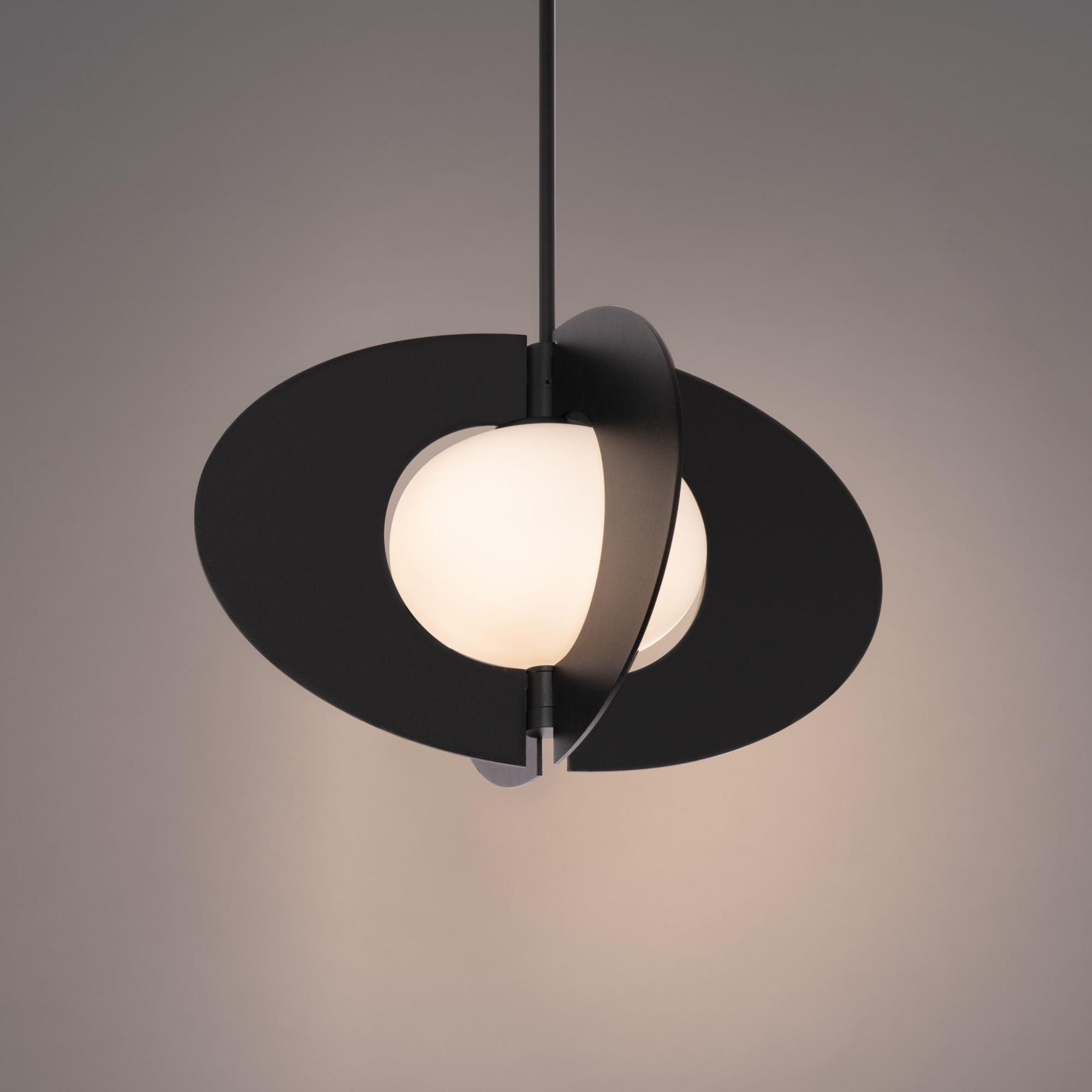 Echelon 24in LED Pendant 3000K in Black