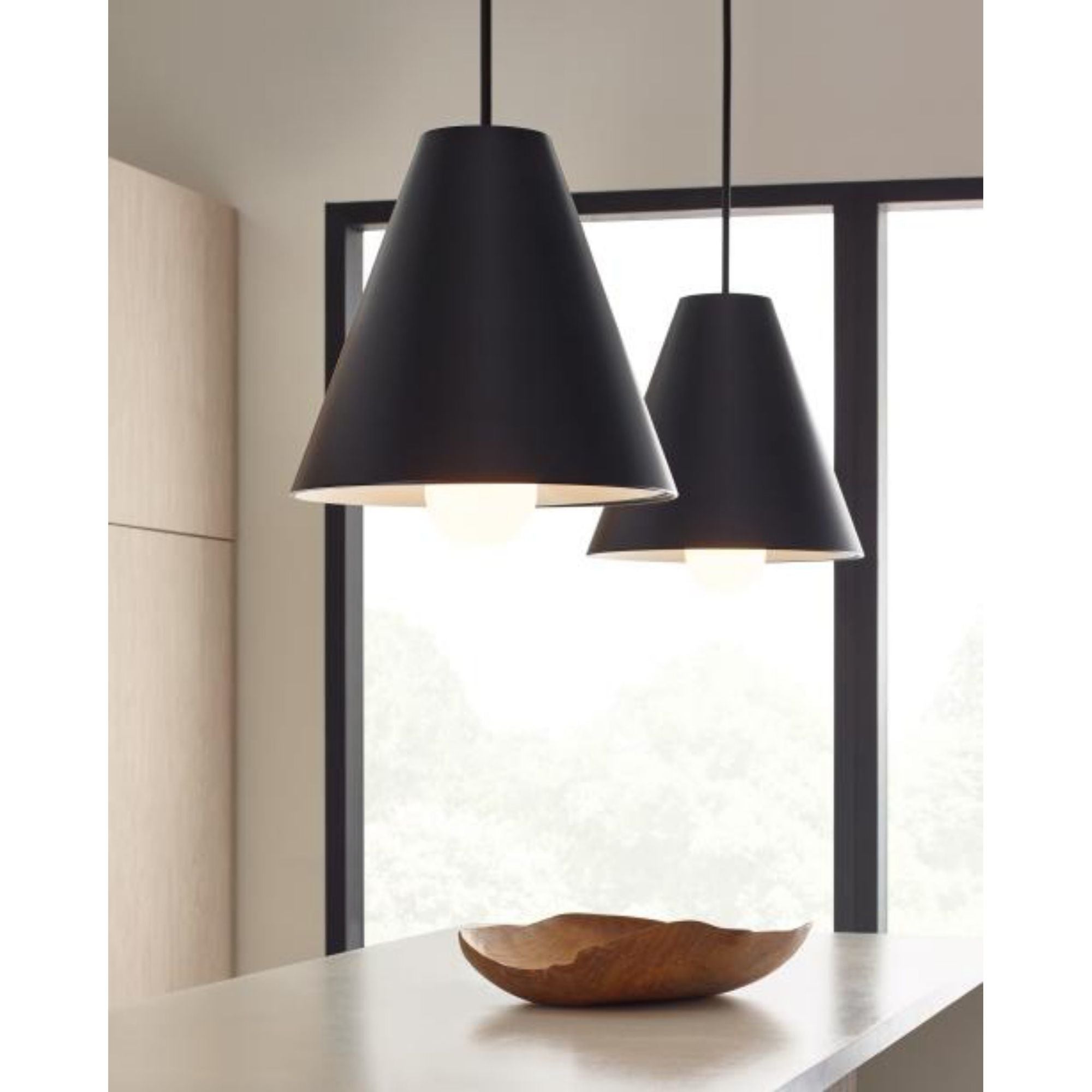 Joni Pendant Line-Voltage Pendants/Suspension 1-Light LED 3000K Matte Black by Sean Lavin