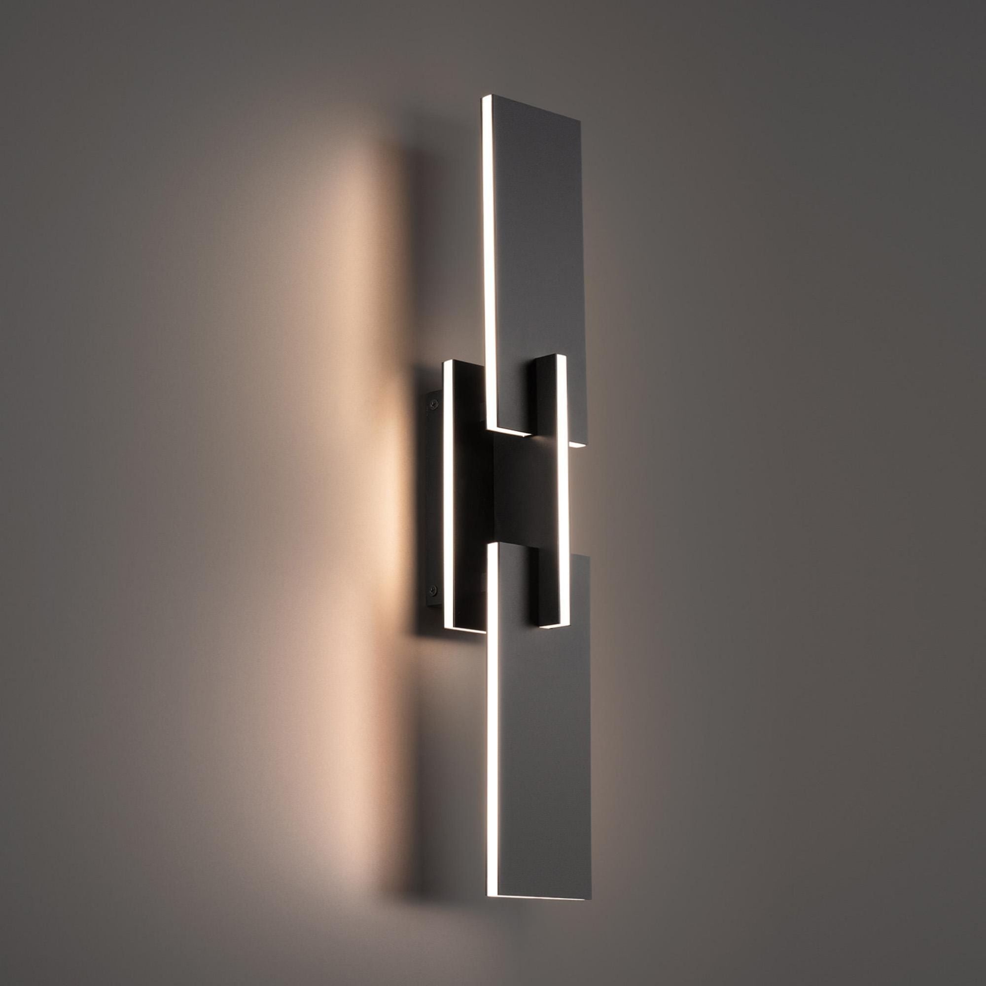 Amari 22in LED Wall Sconce 3000K in Black